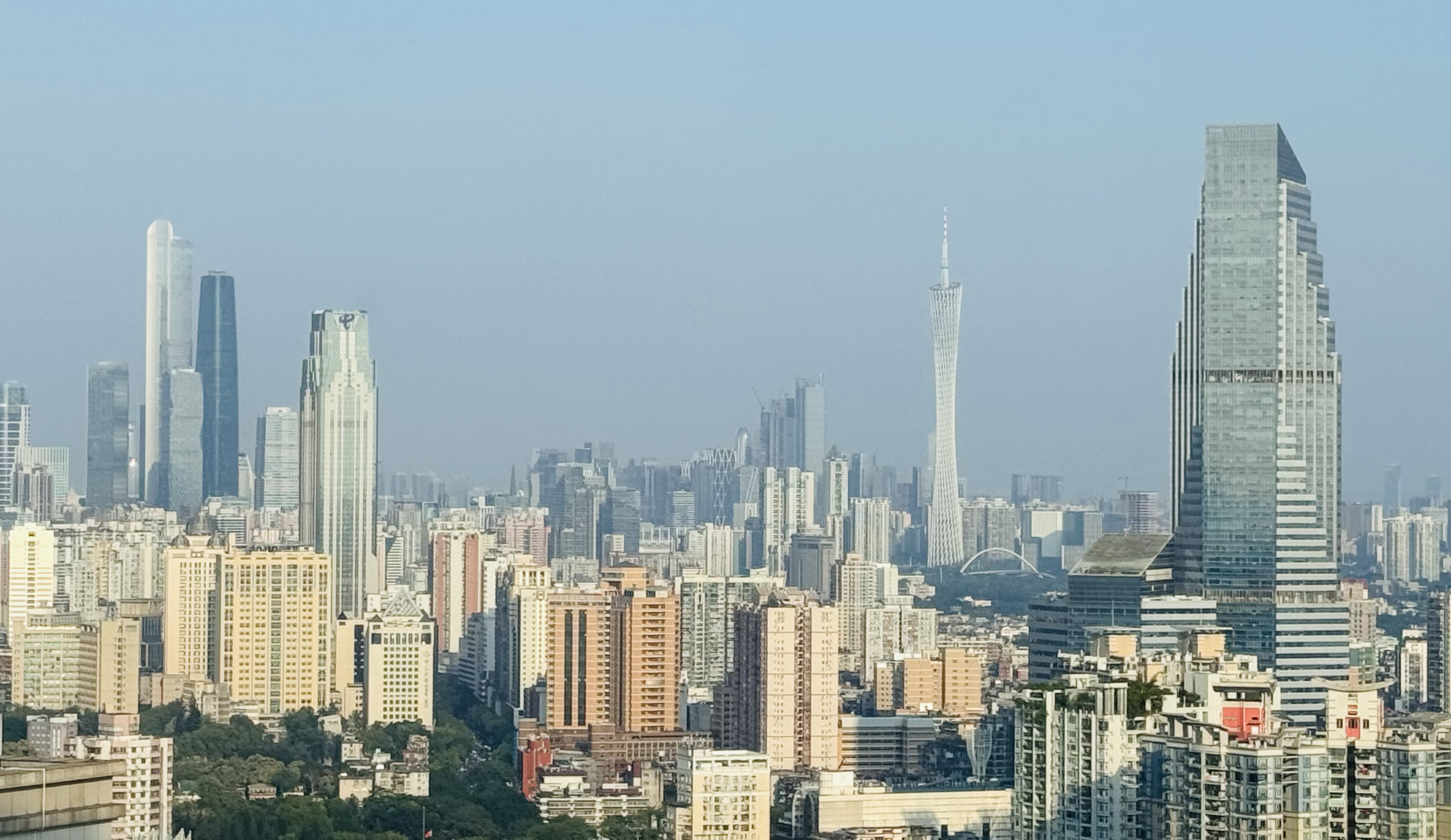 ۼ•о|ϣ־Ƶ(DoubleTree by Hilton Guangzhou)ס