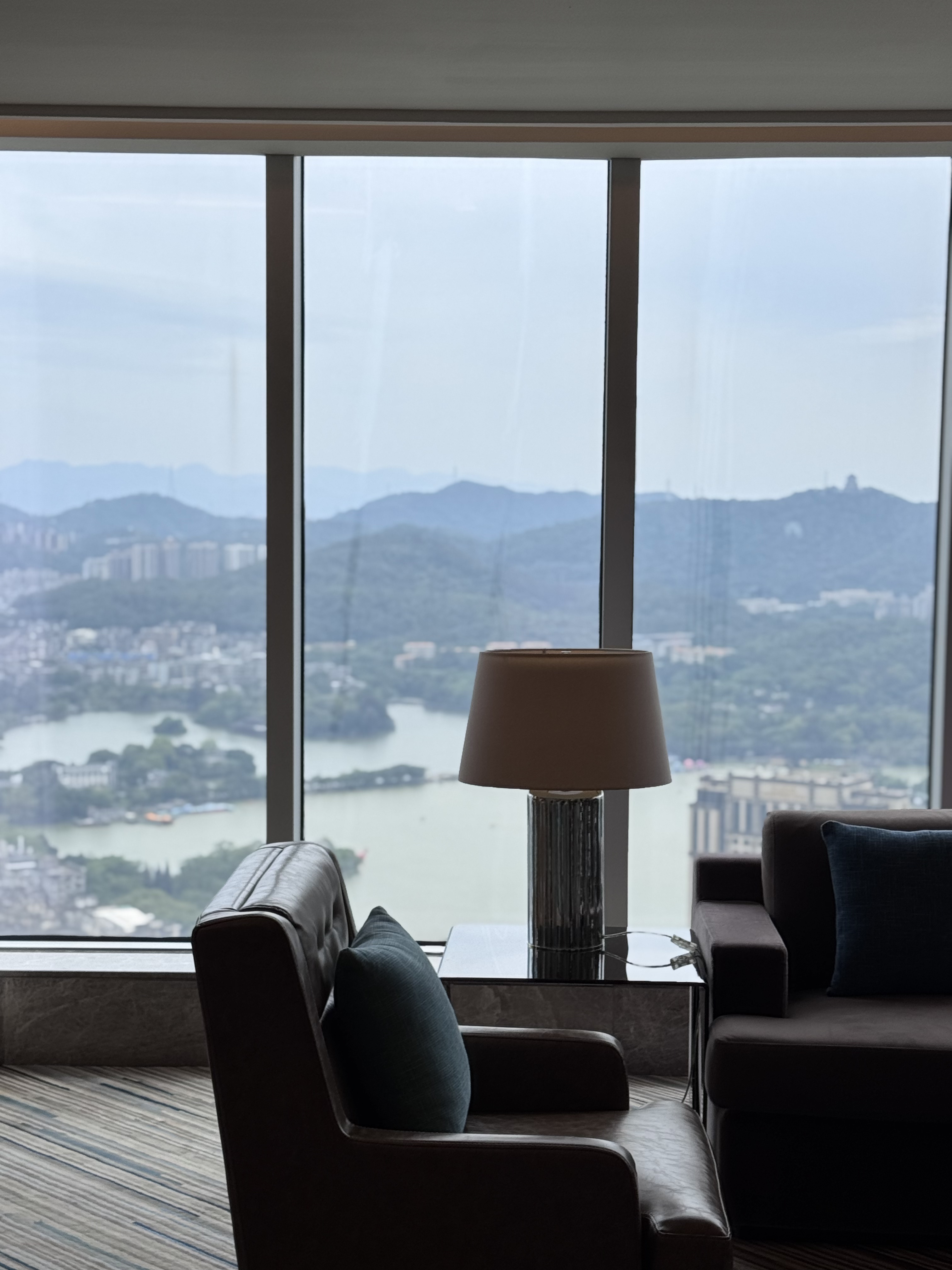 ݸƵ׷RENAISSANCE Huizhou  ϼ