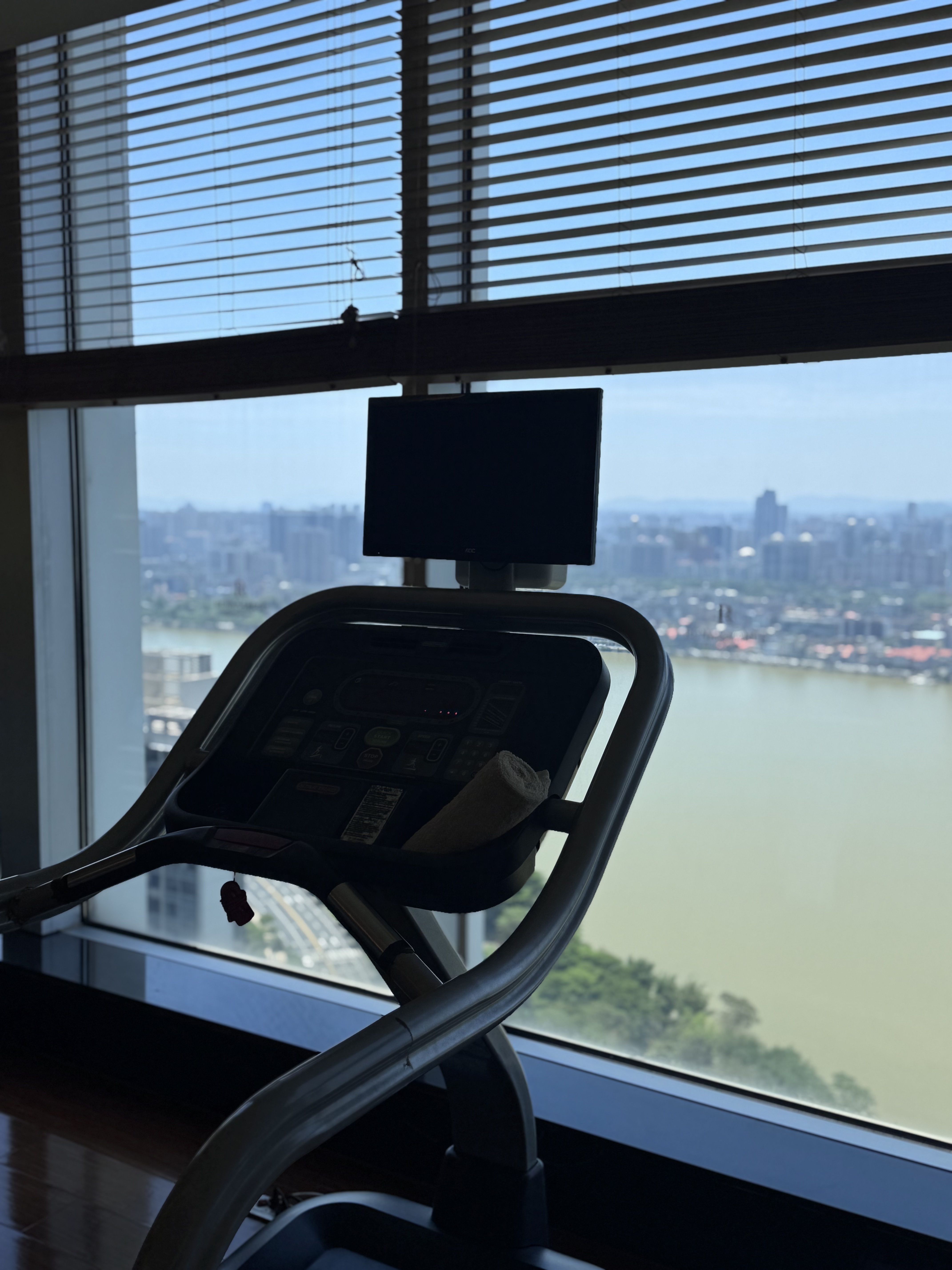 ݸƵ׷RENAISSANCE Huizhou  ϼ