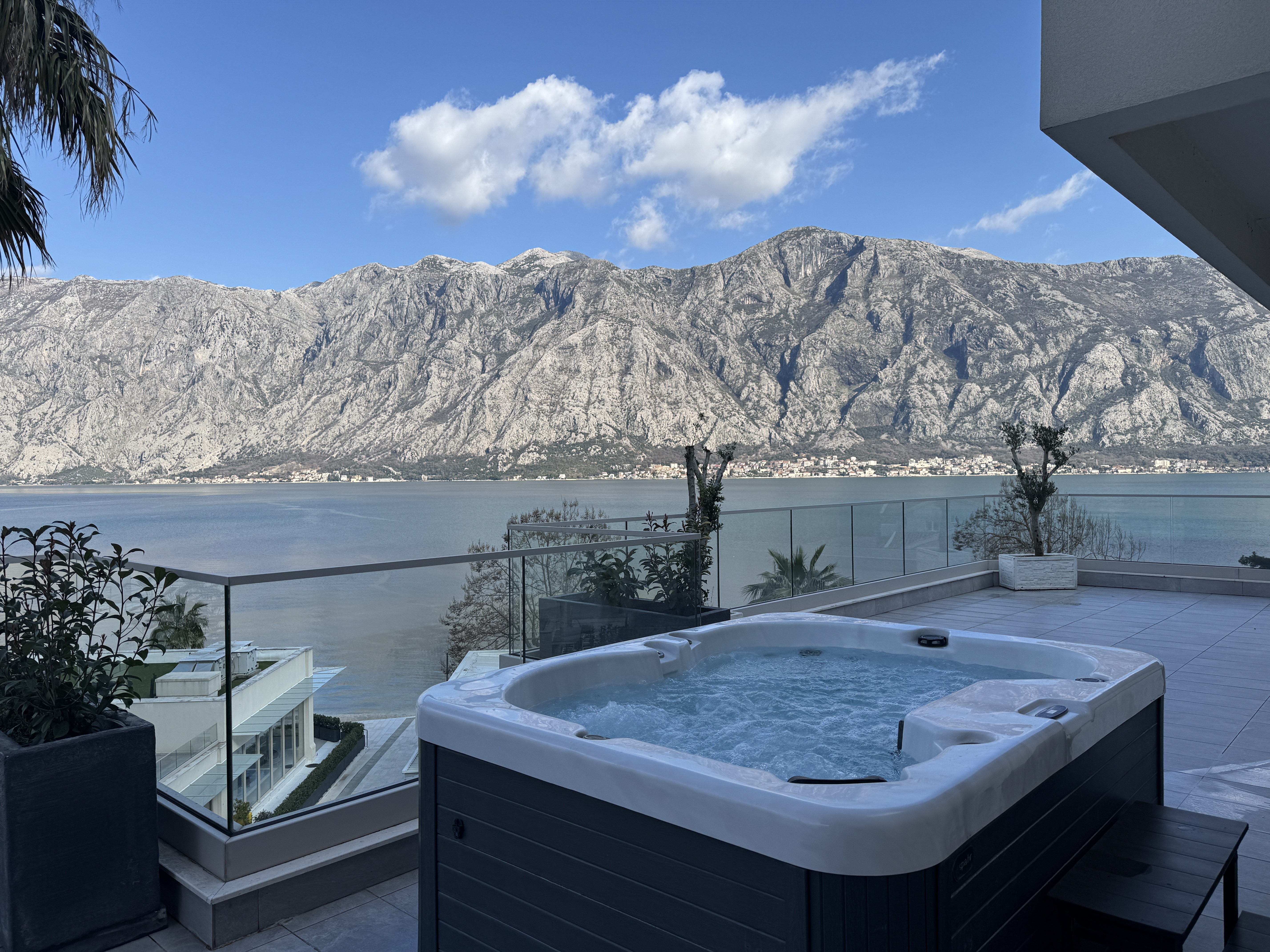 163 ɽж忭öȼٴ/Hyatt Regency kotor bay resort