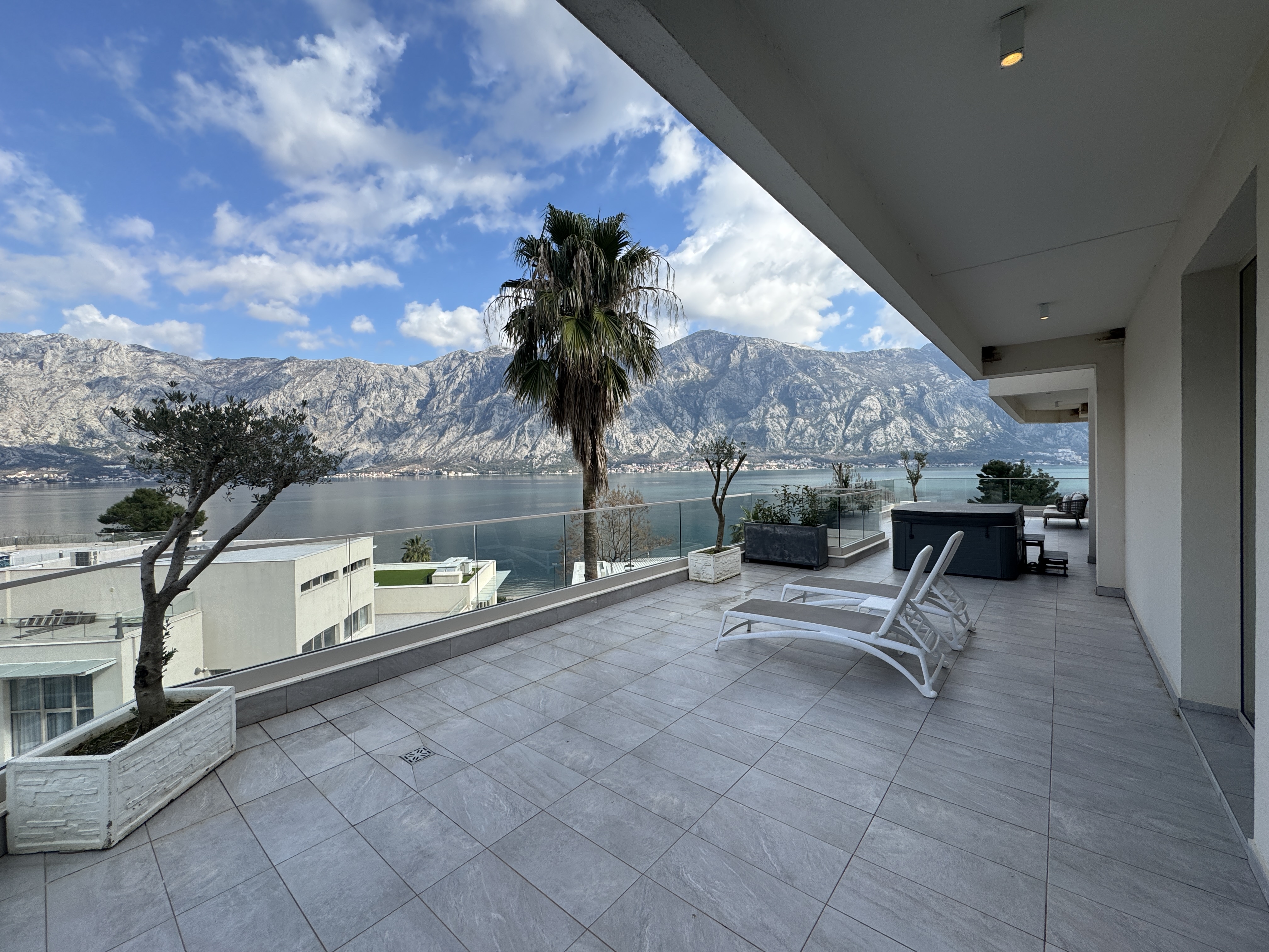 163 ɽж忭öȼٴ/Hyatt Regency kotor bay resort