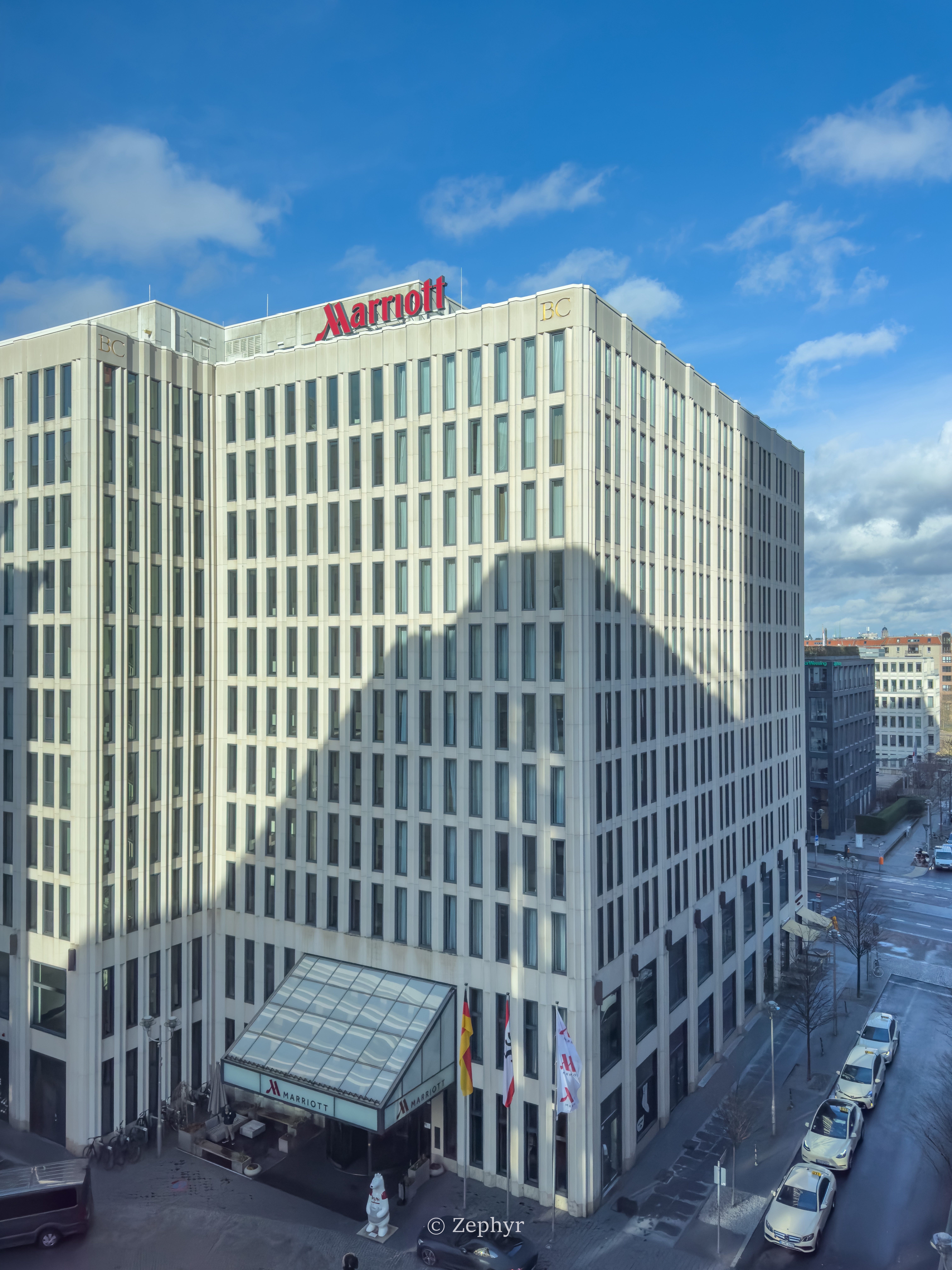 Ӳ ˼ ׷ The Ritz-Carlton, Berlin, Junior Suite