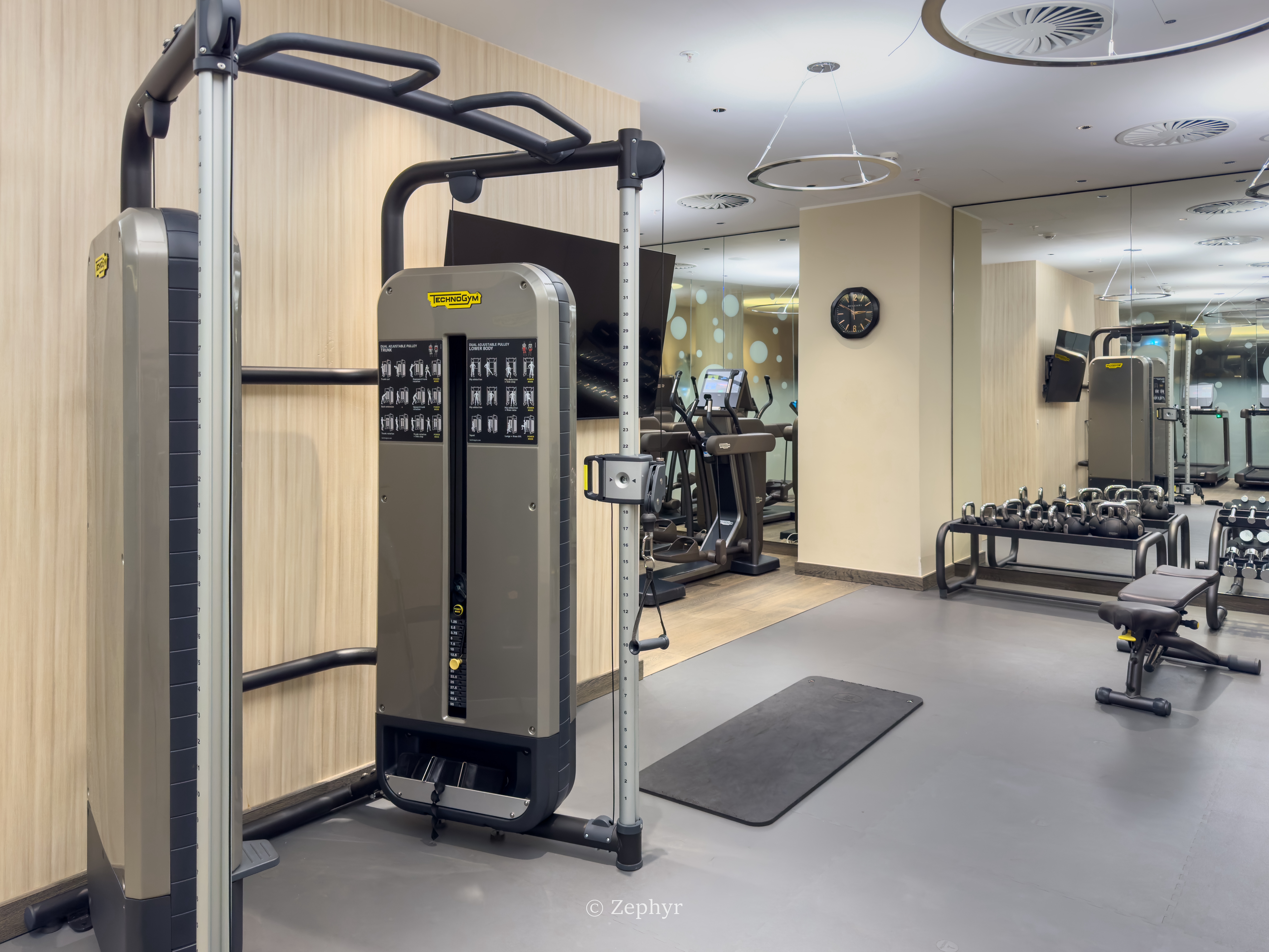 Ӳ ˼ ׷ The Ritz-Carlton, Berlin, Junior Suite