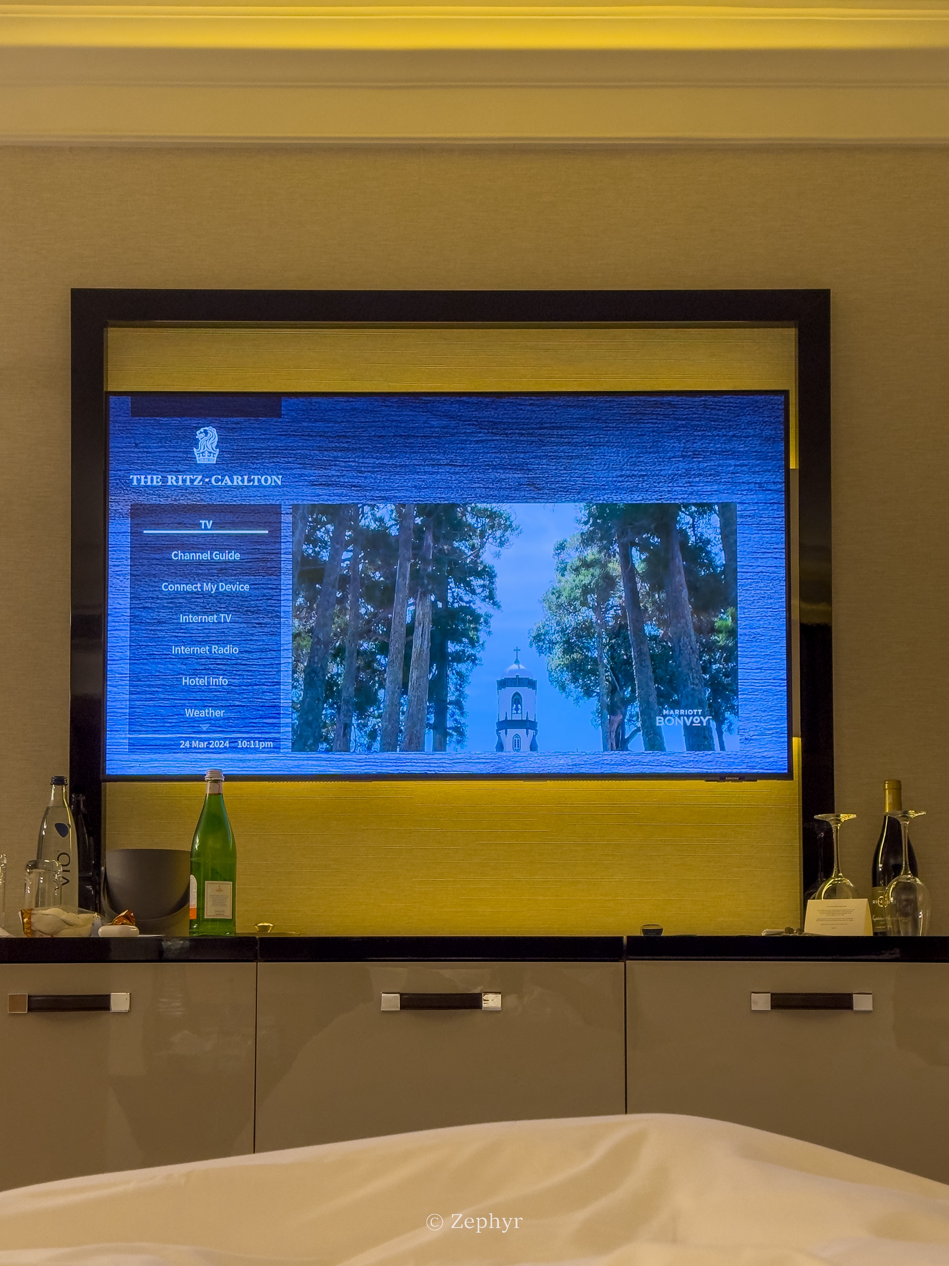 Ӳ ˼ ׷ The Ritz-Carlton, Berlin, Junior Suite