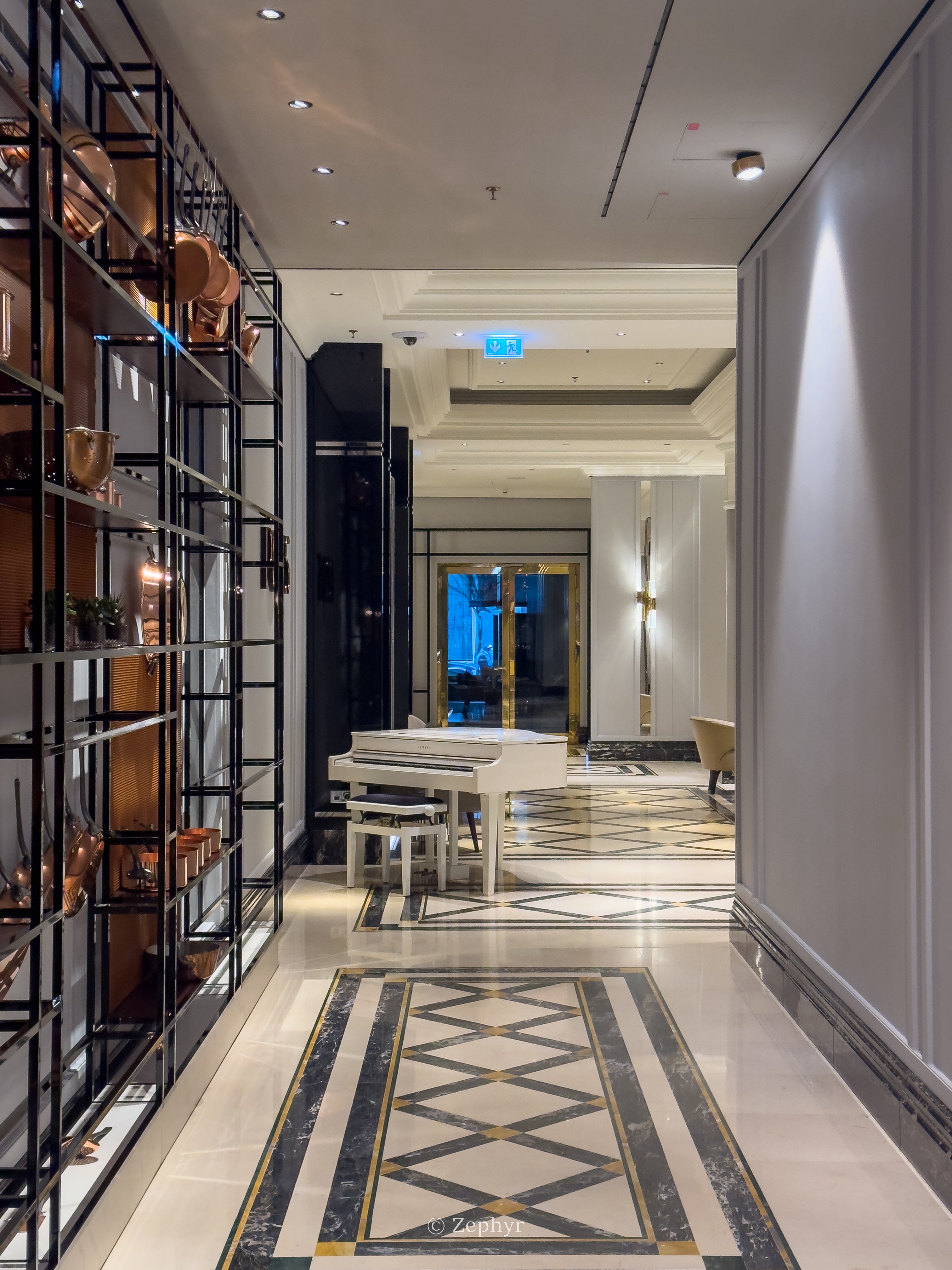 Ӳ ˼ ׷ The Ritz-Carlton, Berlin, Junior Suite