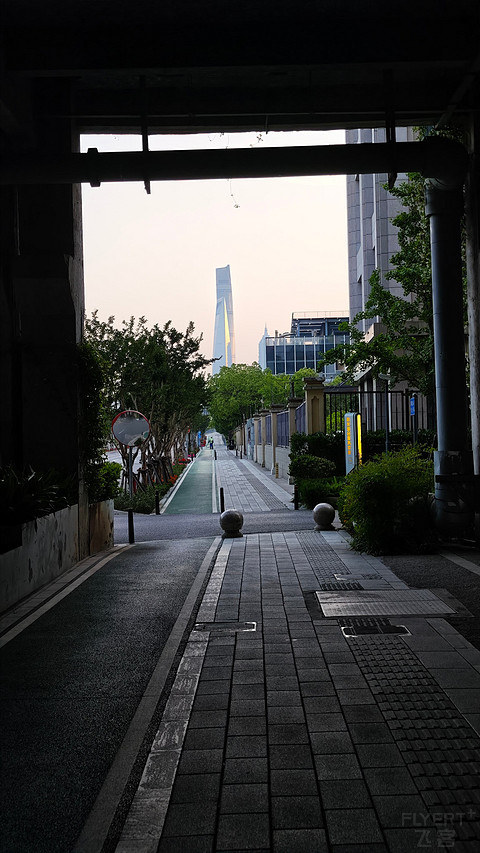 实在是如尹志平般平庸无趣｜上海杨浦滨江万豪酒店 高楼层行政江景房体验