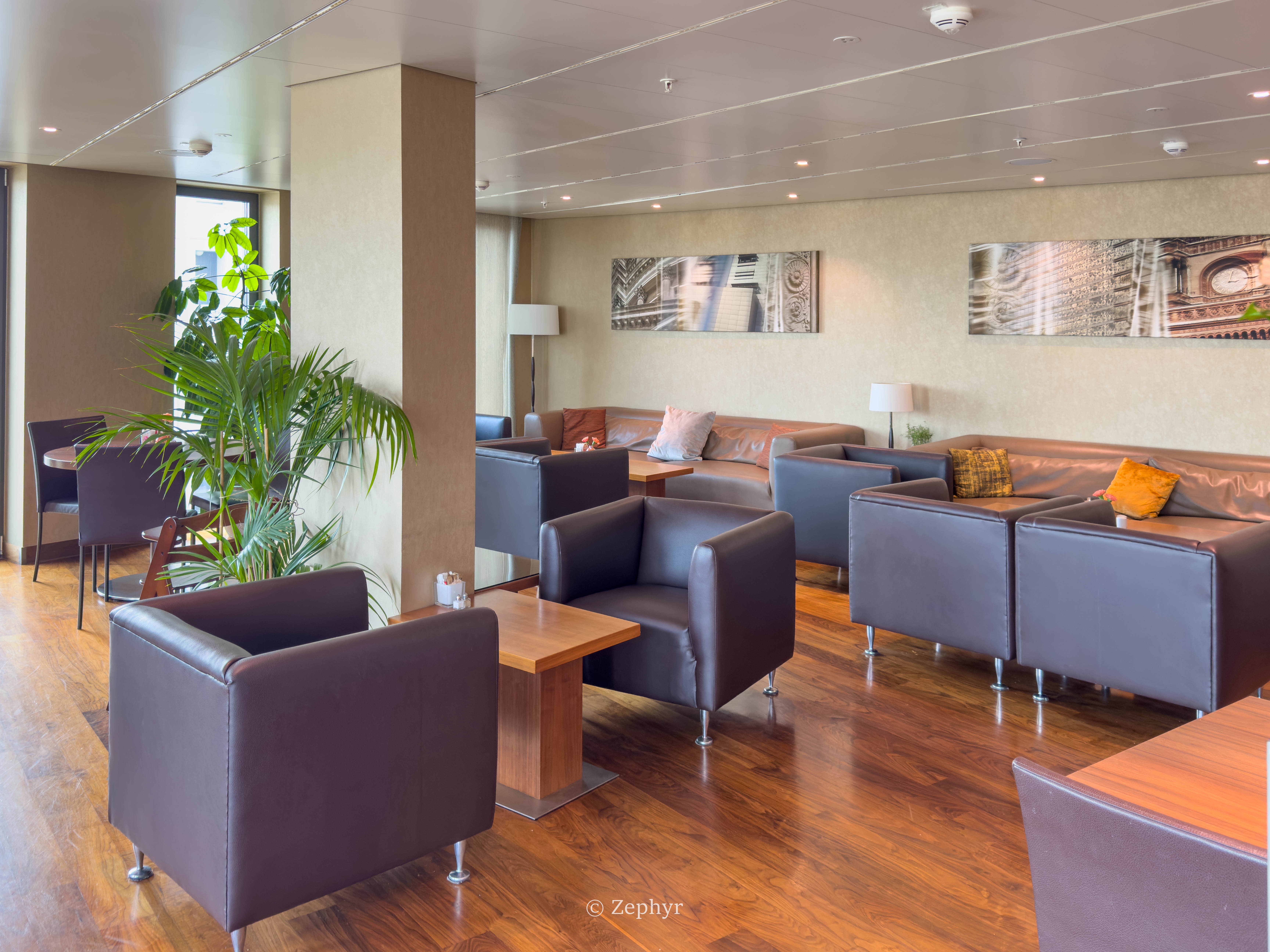 Լ۱֮Ƶ ȫ  ׷ Berlin Marriott Hotel
