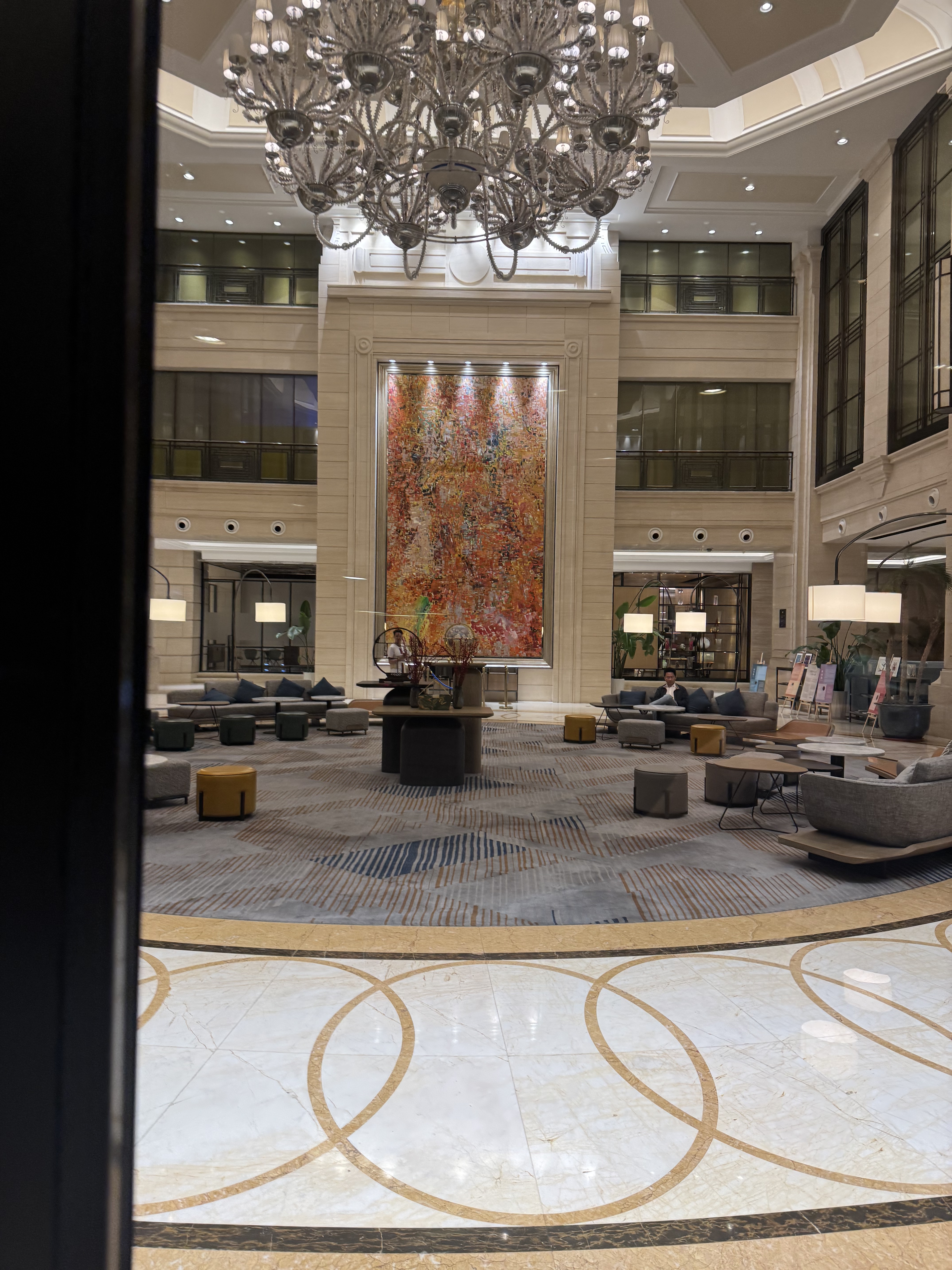 ϺֶϲǾƵ  Sheraton Shanghai Pudong Riverside