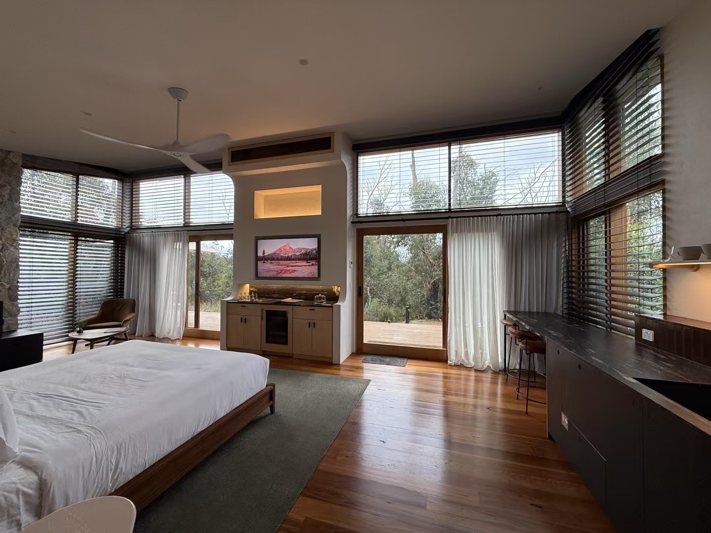 ʷ˹Ѳĵ - Chalets at Blackheath ɽС