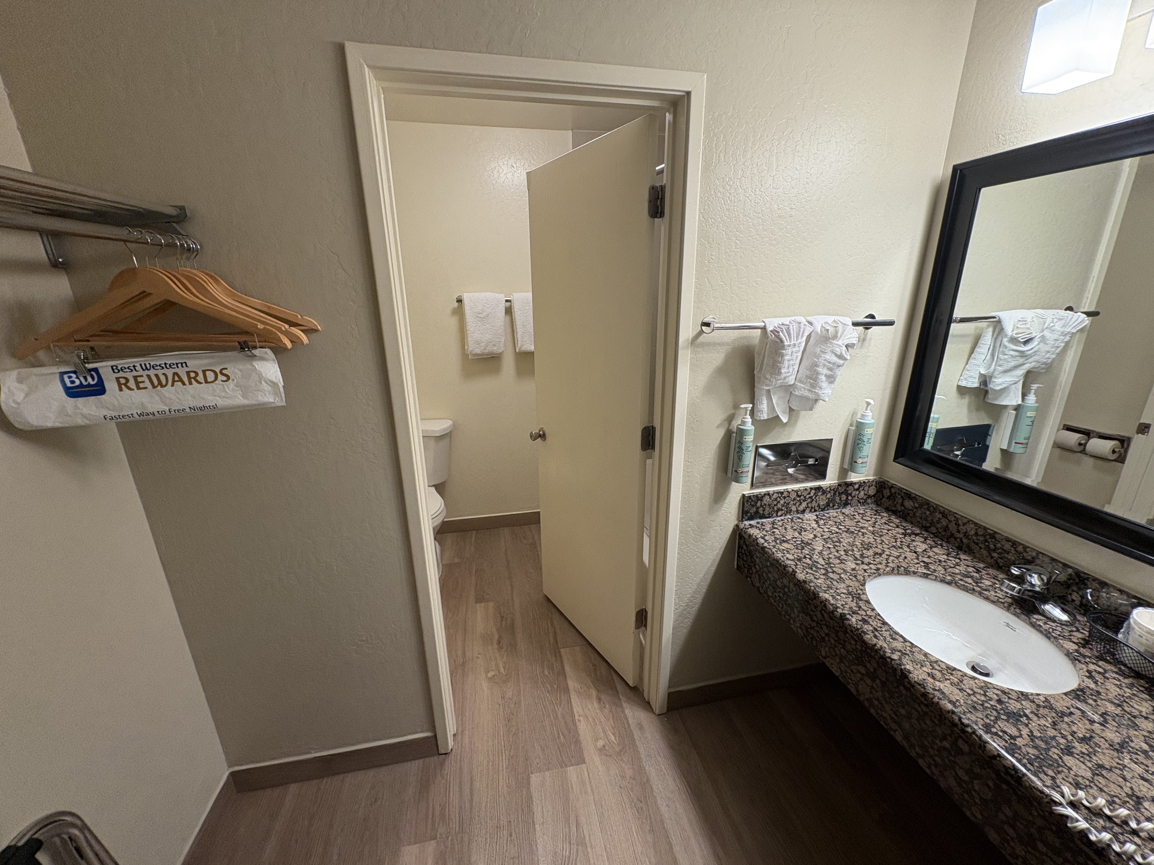 Jackson Best Western׼motel鵫Աʤ[byϺСҽ]