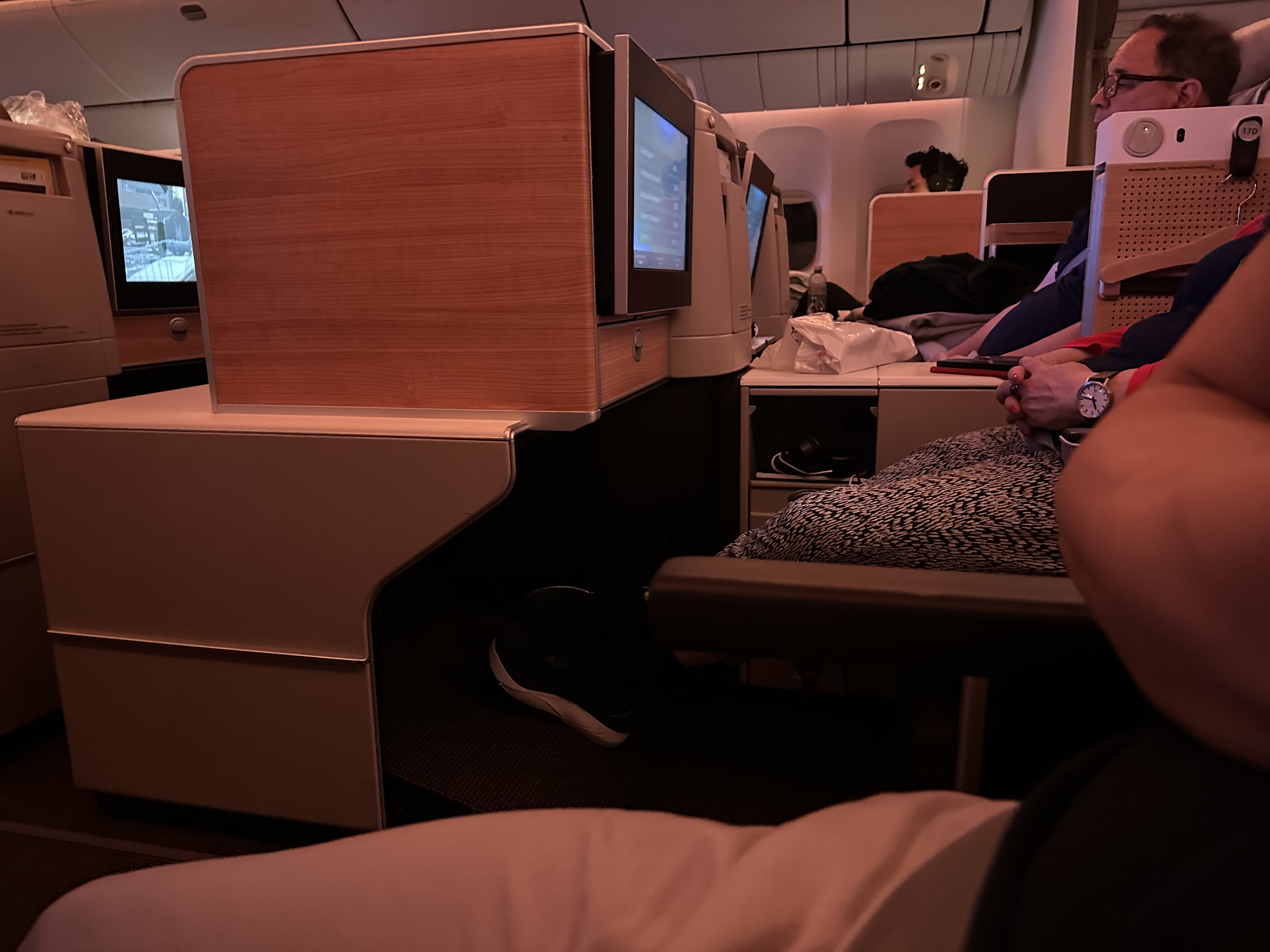Խ  ʿ LX92 Boeing 777  -ʥ