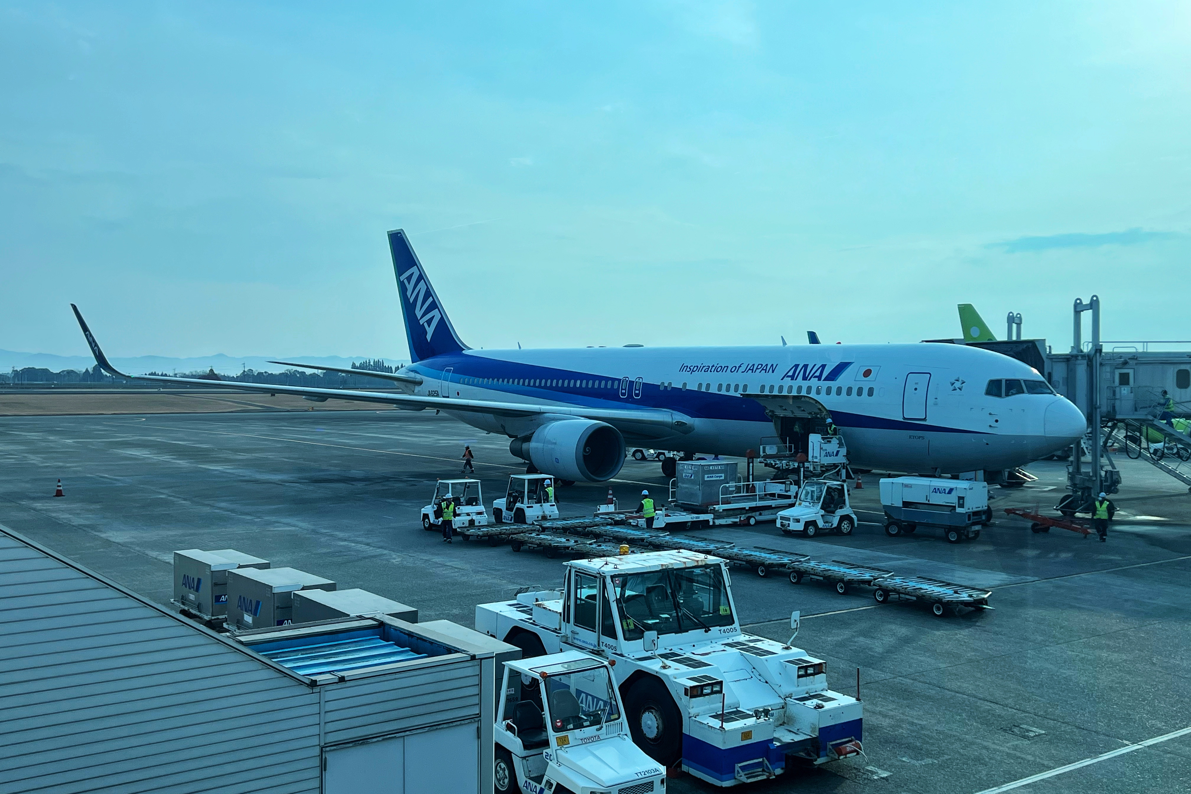 ȫտգDHC8-Q400 òգNH544 ¹- б
