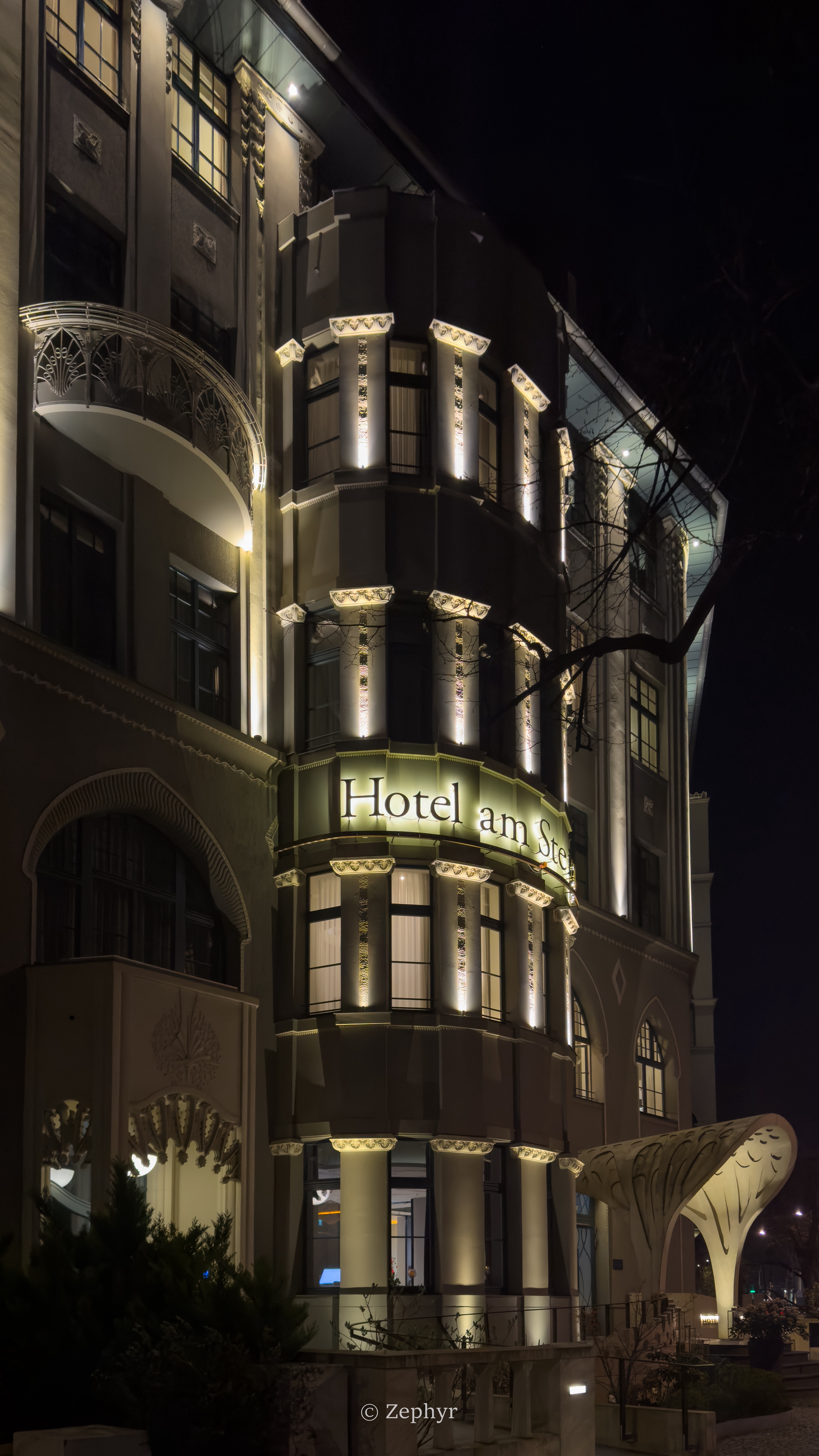 ֵСõ - 🔑;Roomers Berlin Steinplatz, Autograph Collecton