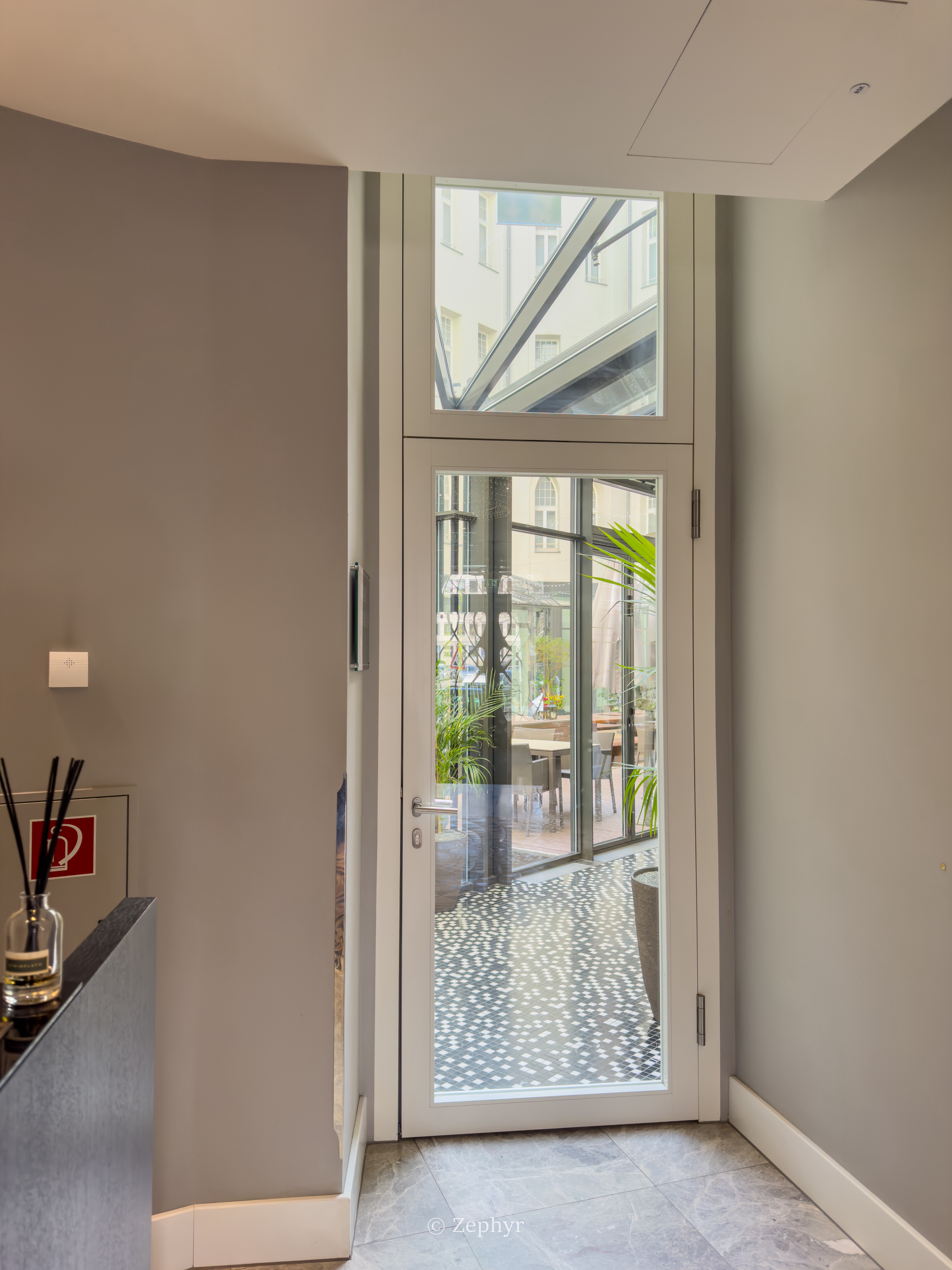 ֵСõ - 🔑;Roomers Berlin Steinplatz, Autograph Collecton