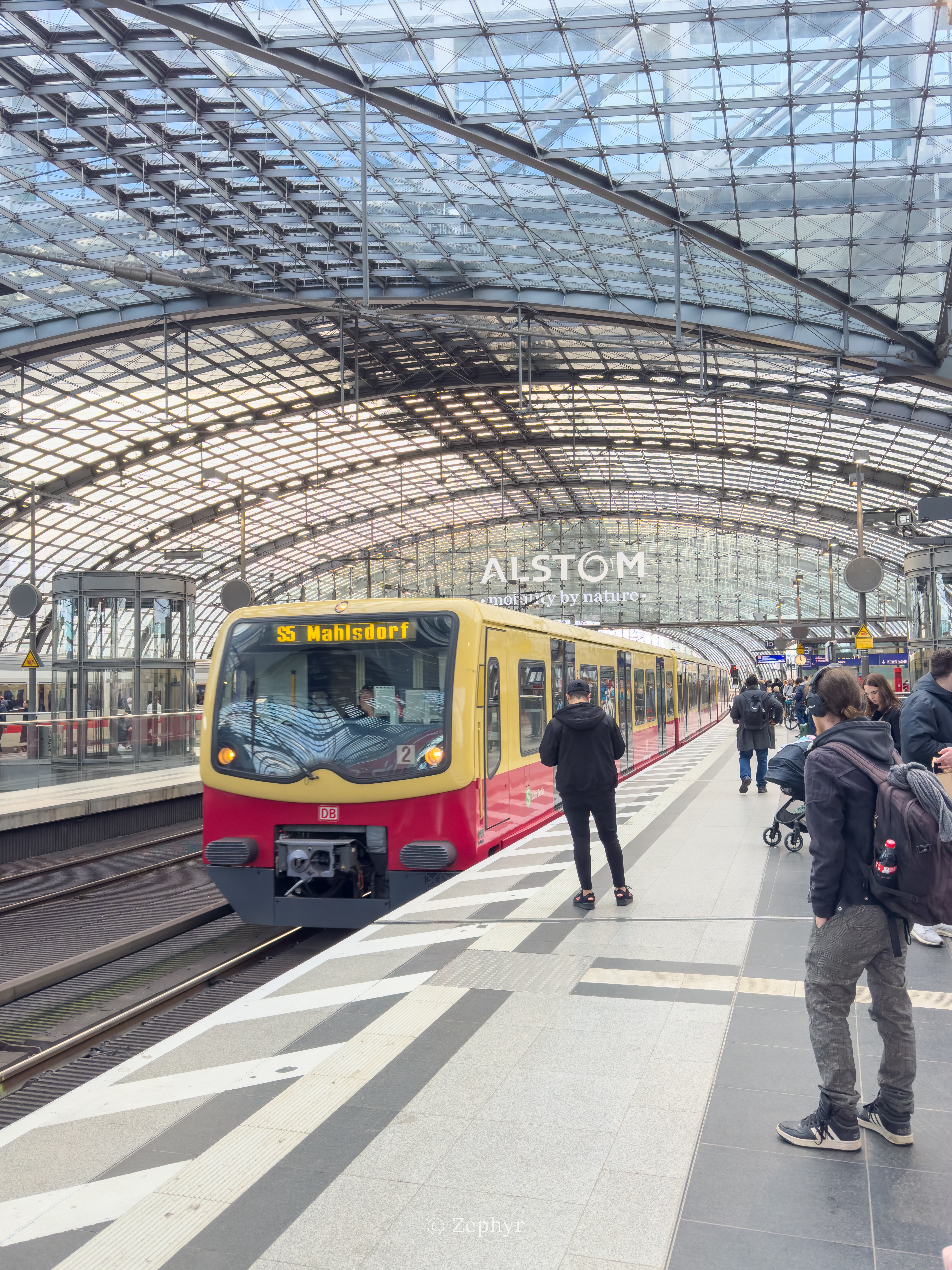 ֹ԰վ˫MoxyˢǣMoxy Berlin Humboldthain Park & Ostbahnhof