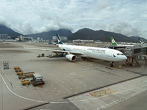 д400ƪ̩SFO-HKG-SHA֮ãҲιCXʻ[byϺСҽ]