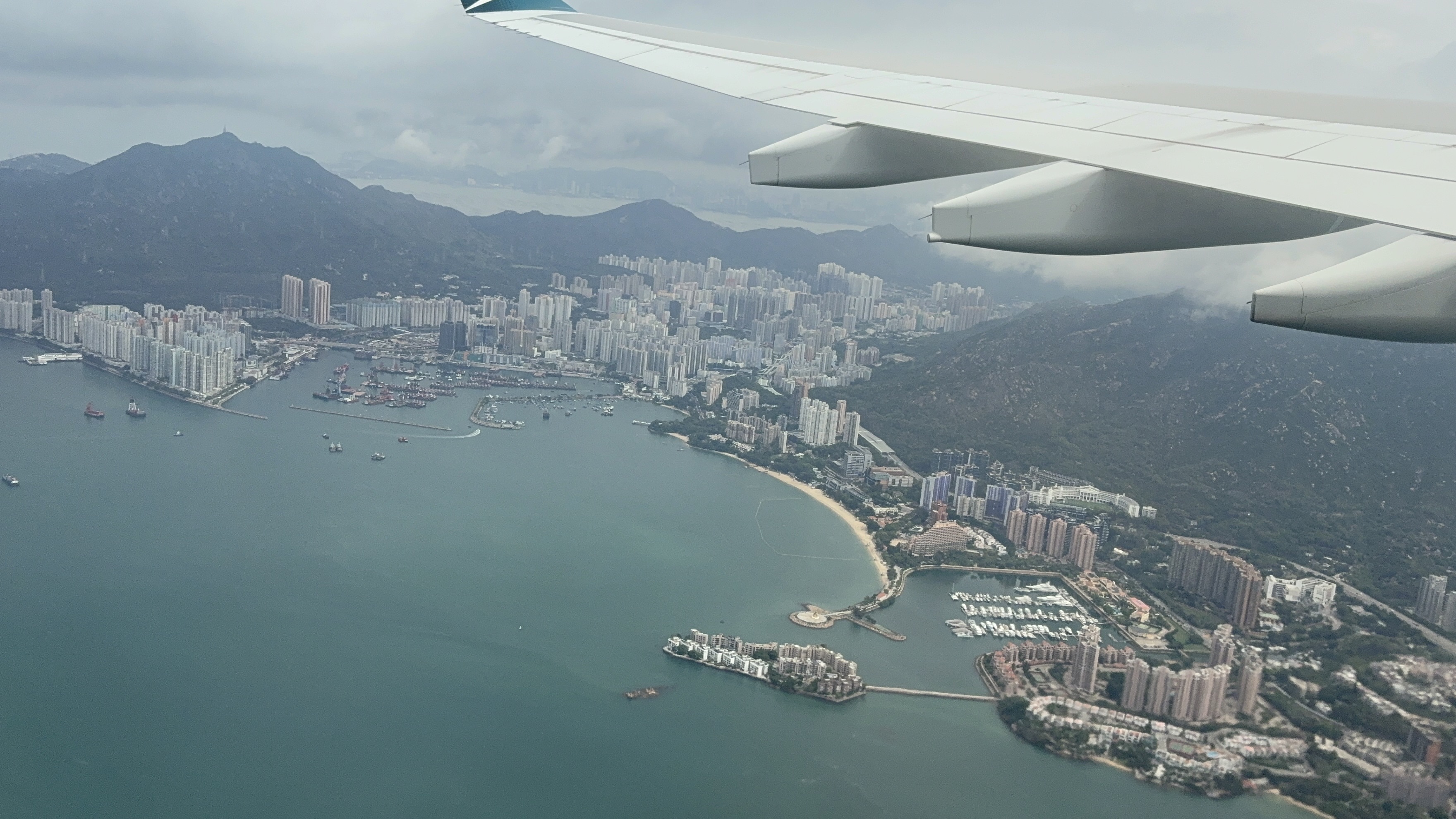 д400ƪ̩SFO-HKG-SHA֮ãҲιCXʻ[byϺСҽ]
