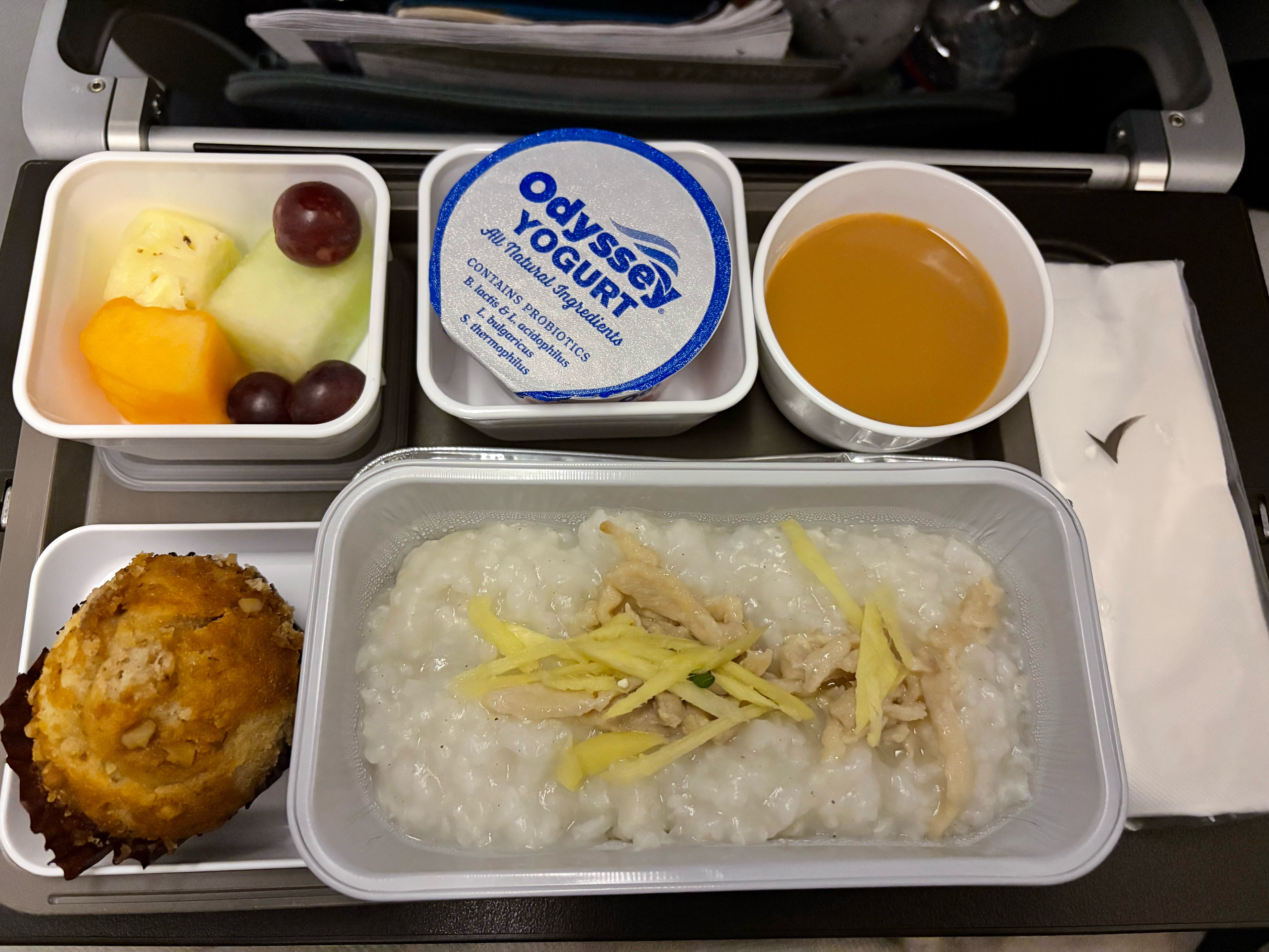 д400ƪ̩SFO-HKG-SHA֮ãҲιCXʻ[byϺСҽ]