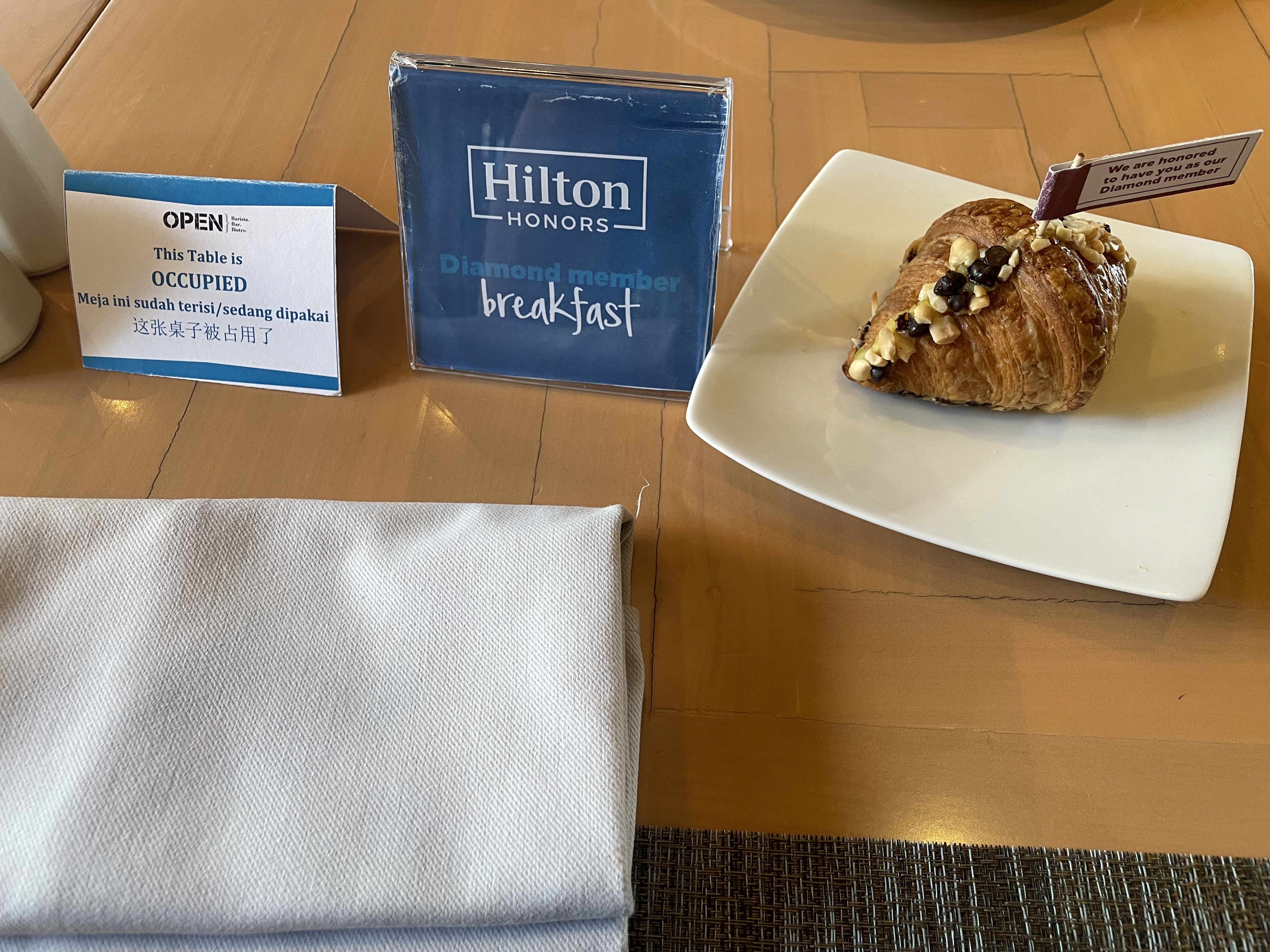 żӴϣ־ƵDoubleTree by Hilton Jakarta - Diponegoro׷