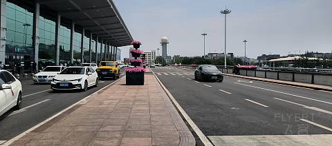65【连汉线第200飞 偶遇双乘务长 关舱门前突发状况】MU2518报告