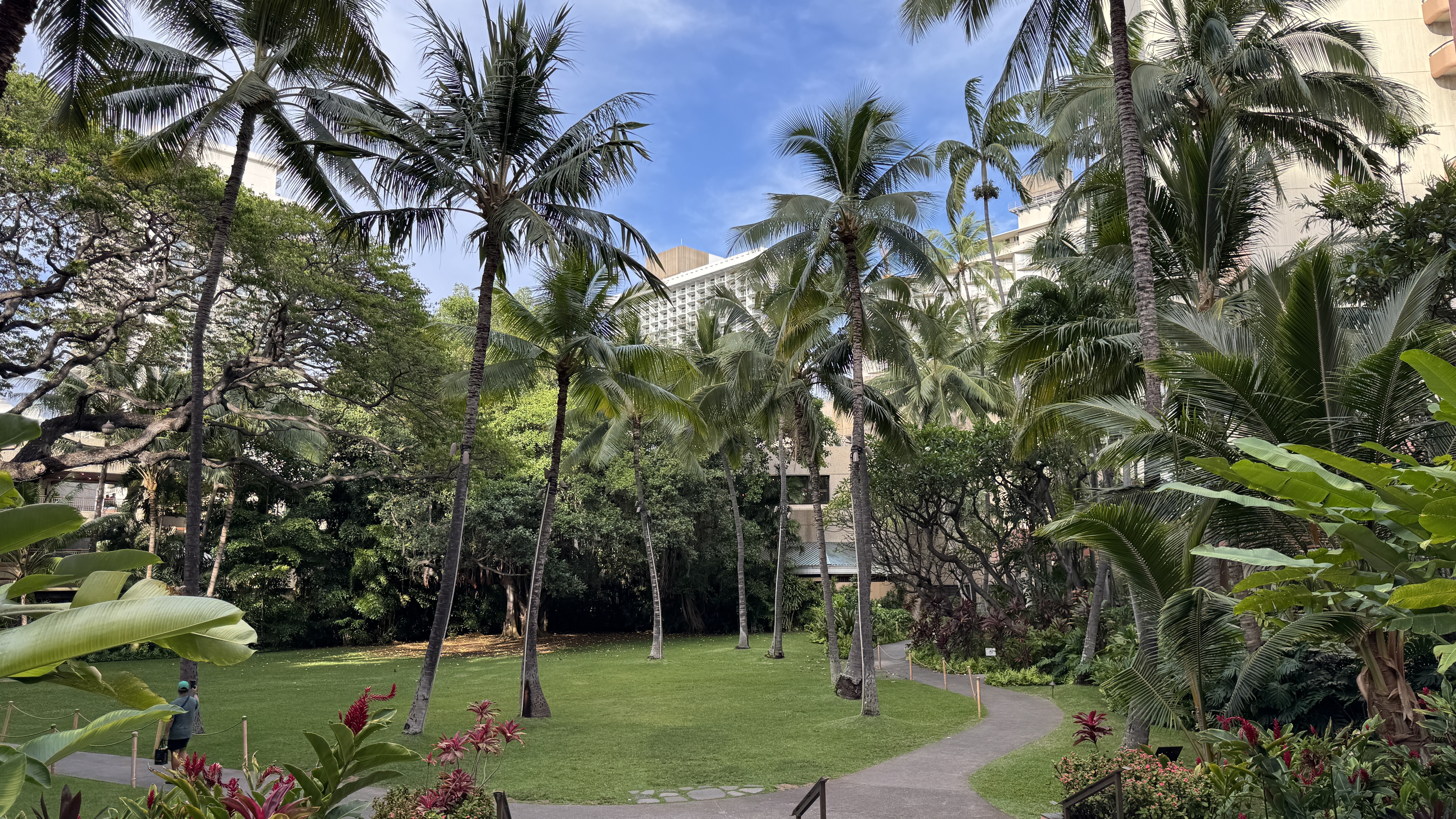 The Royal Hawaiian ʼĺѡƵ