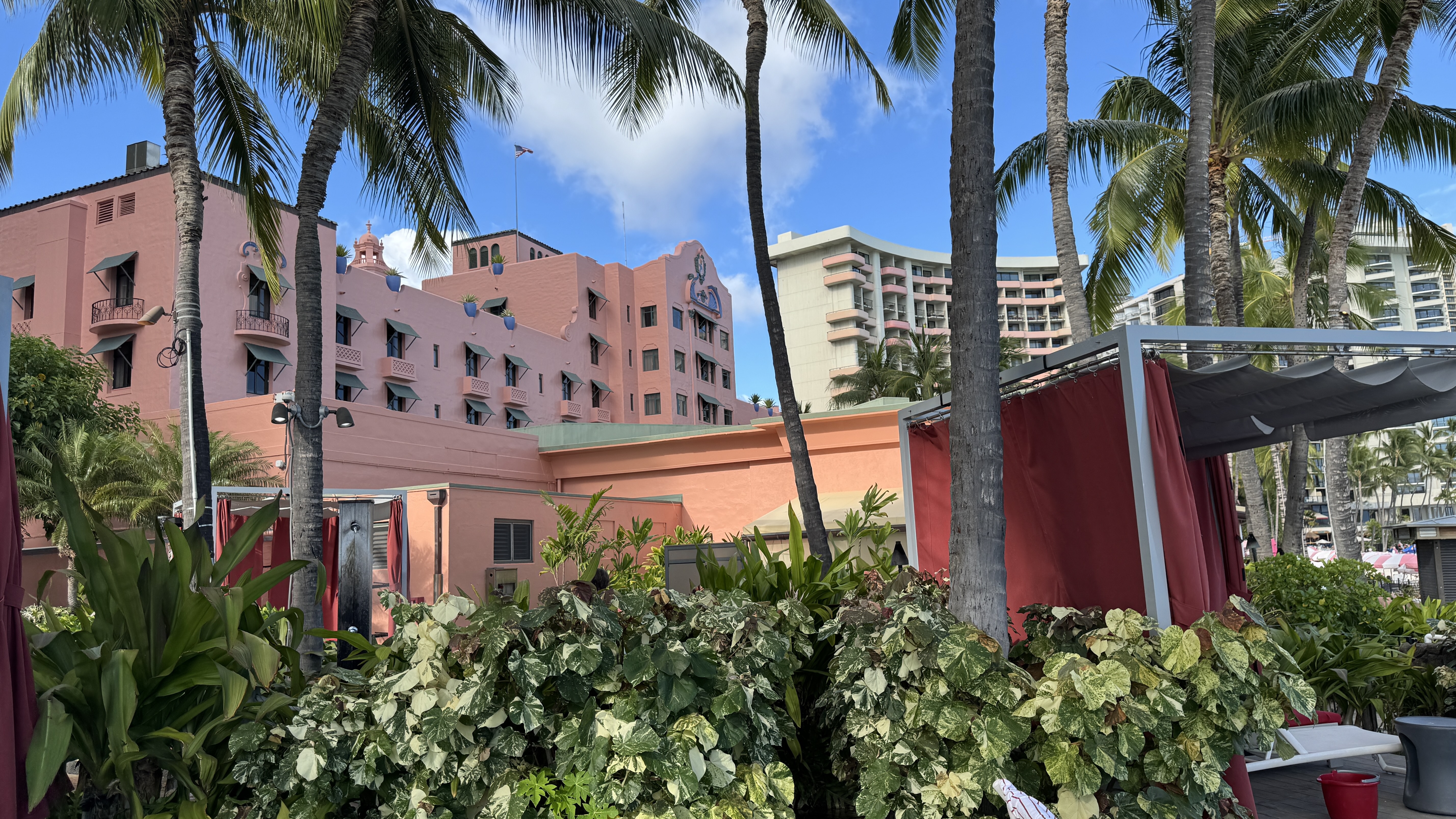 The Royal Hawaiian ʼĺѡƵ