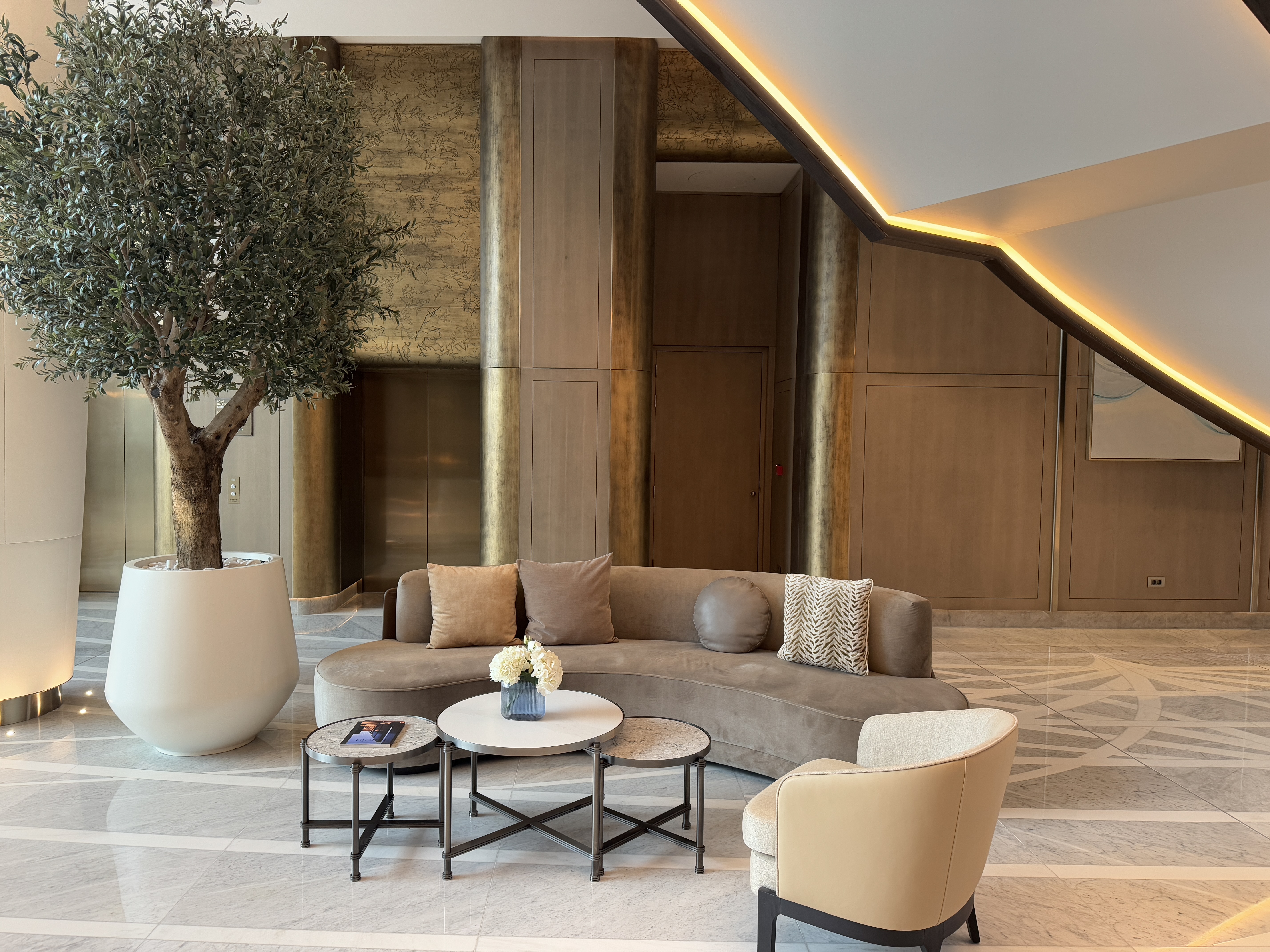 165 𼪾Ƶ/St.Regis belgrade