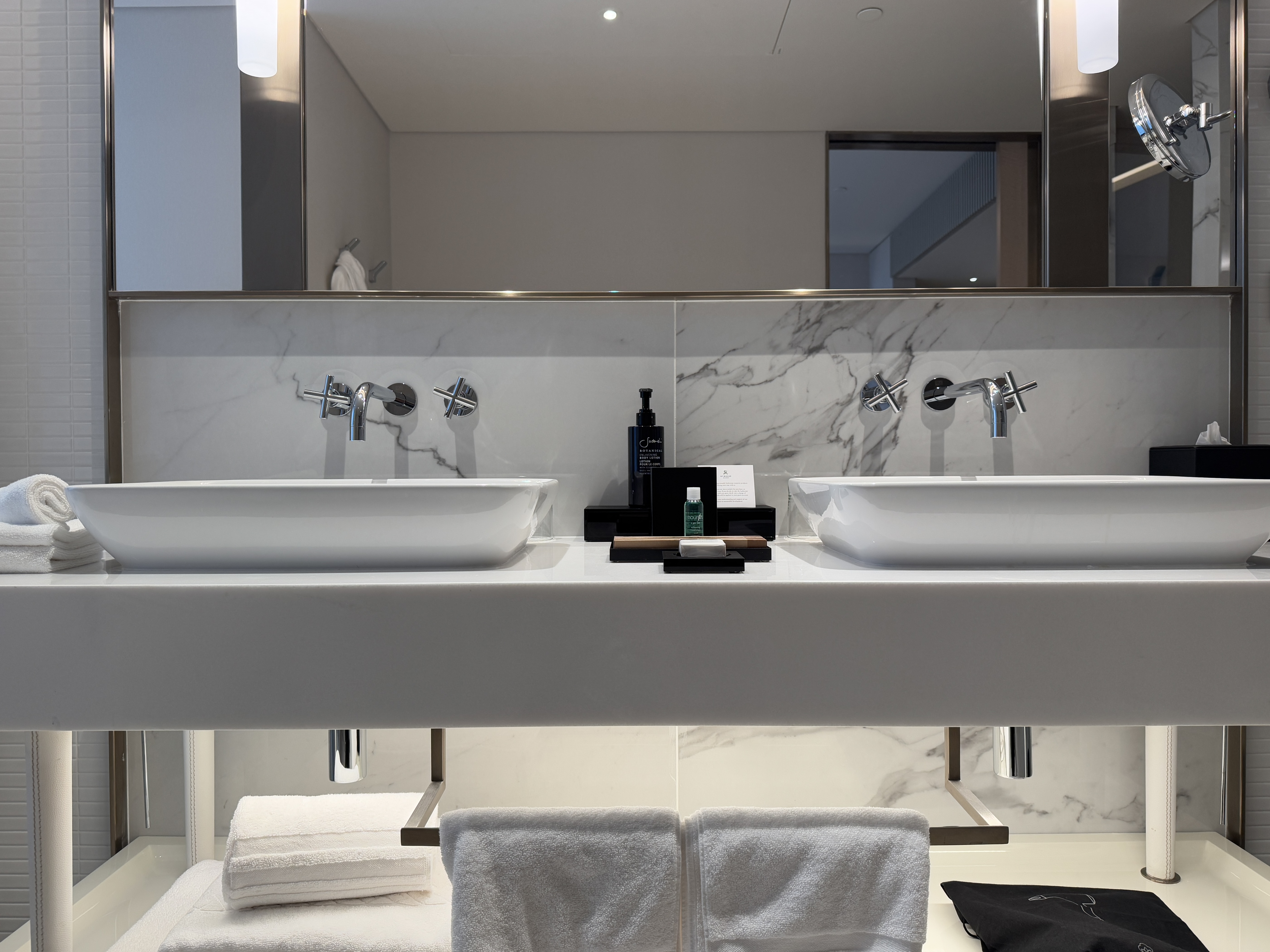 165 𼪾Ƶ/St.Regis belgrade