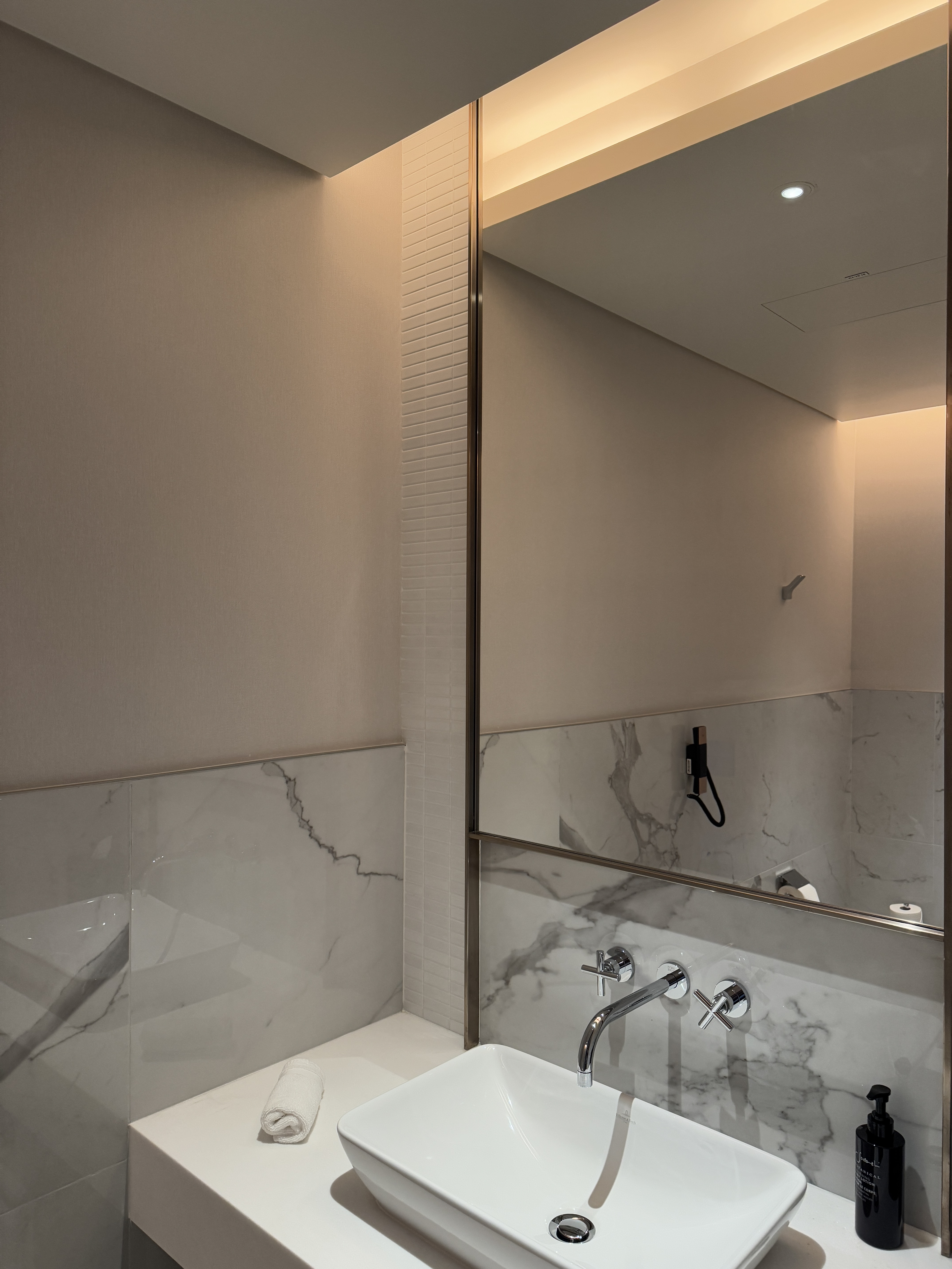 165 𼪾Ƶ/St.Regis belgrade