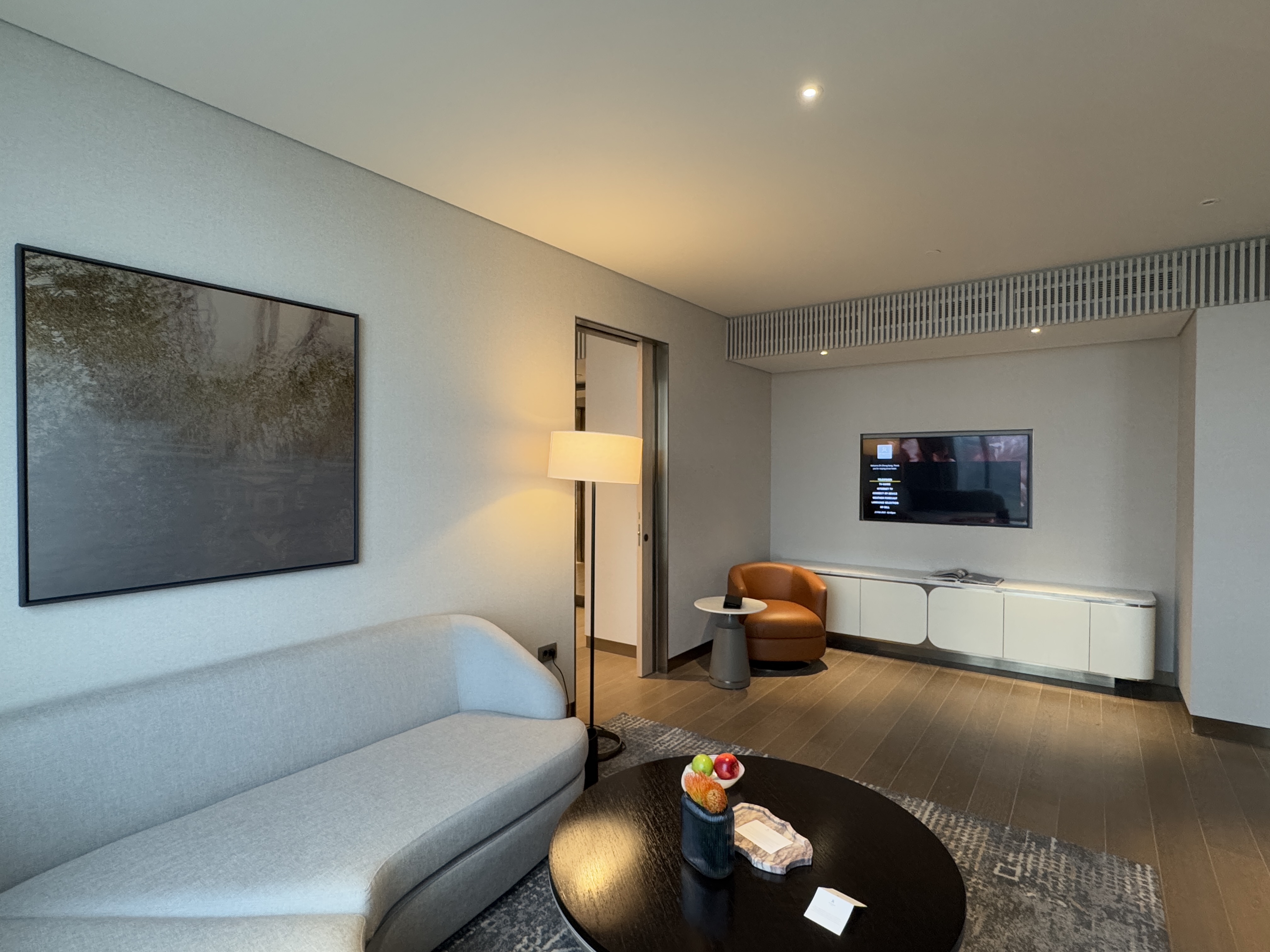 165 𼪾Ƶ/St.Regis belgrade