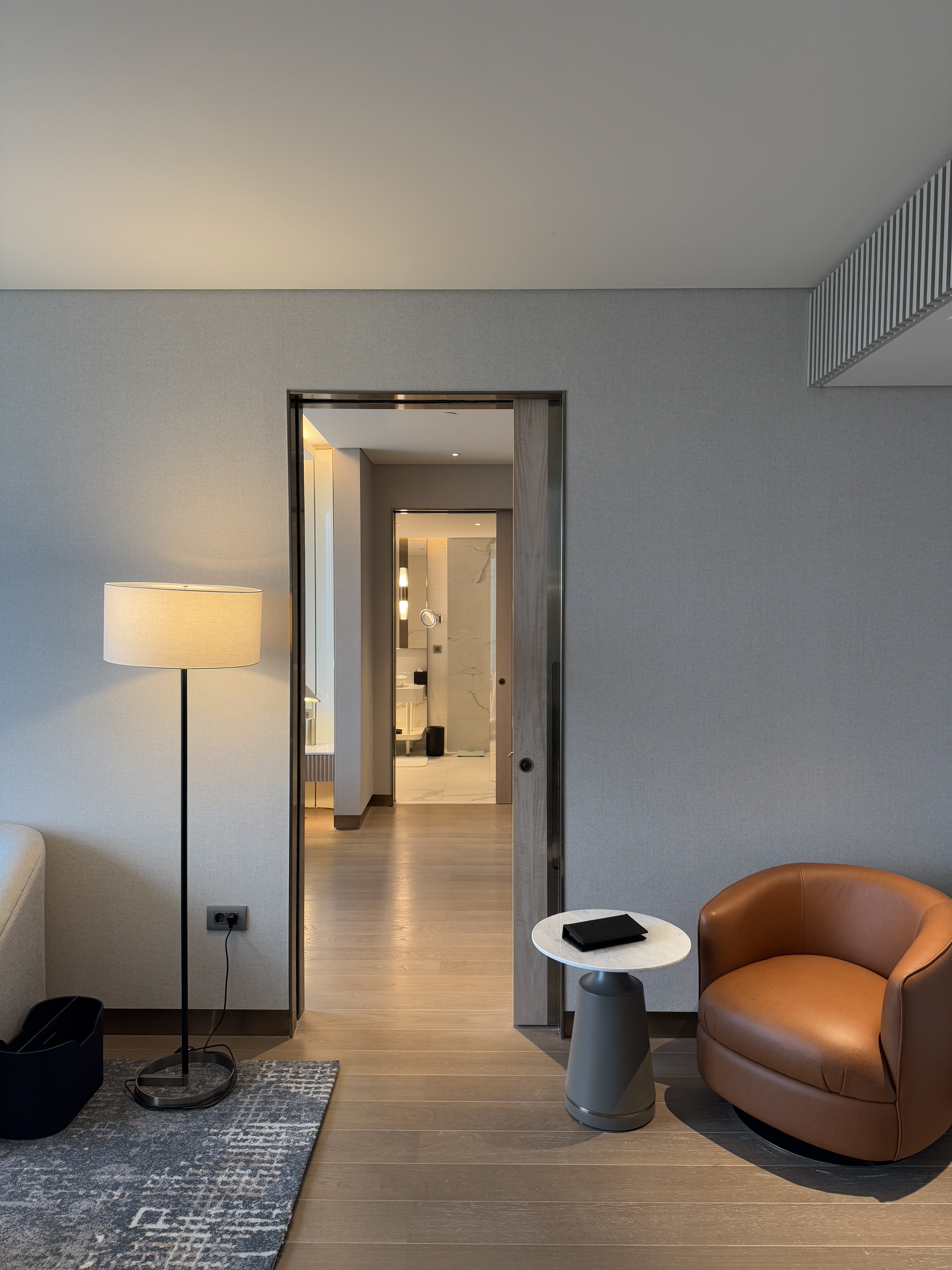 165 𼪾Ƶ/St.Regis belgrade