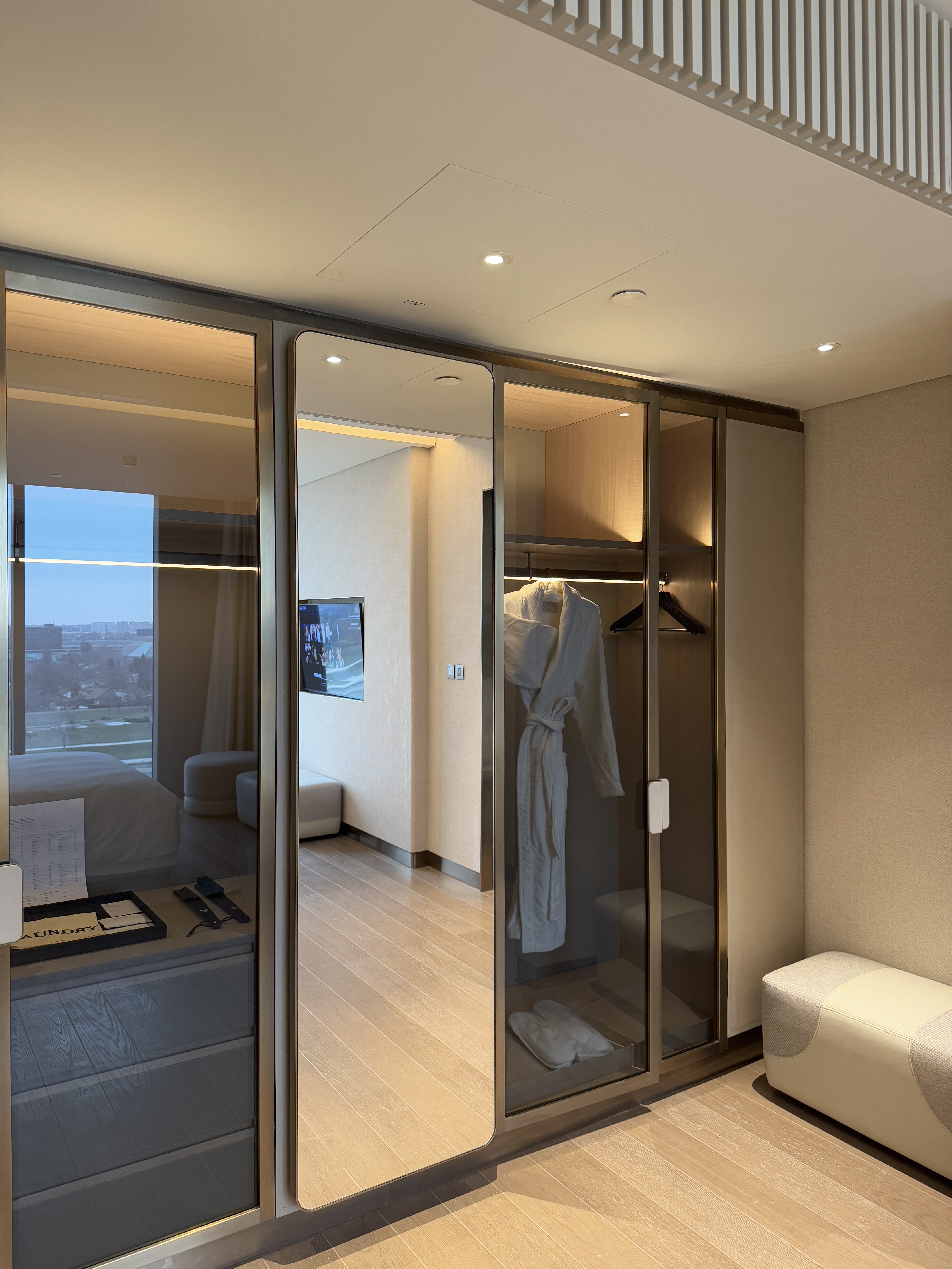 165 𼪾Ƶ/St.Regis belgrade