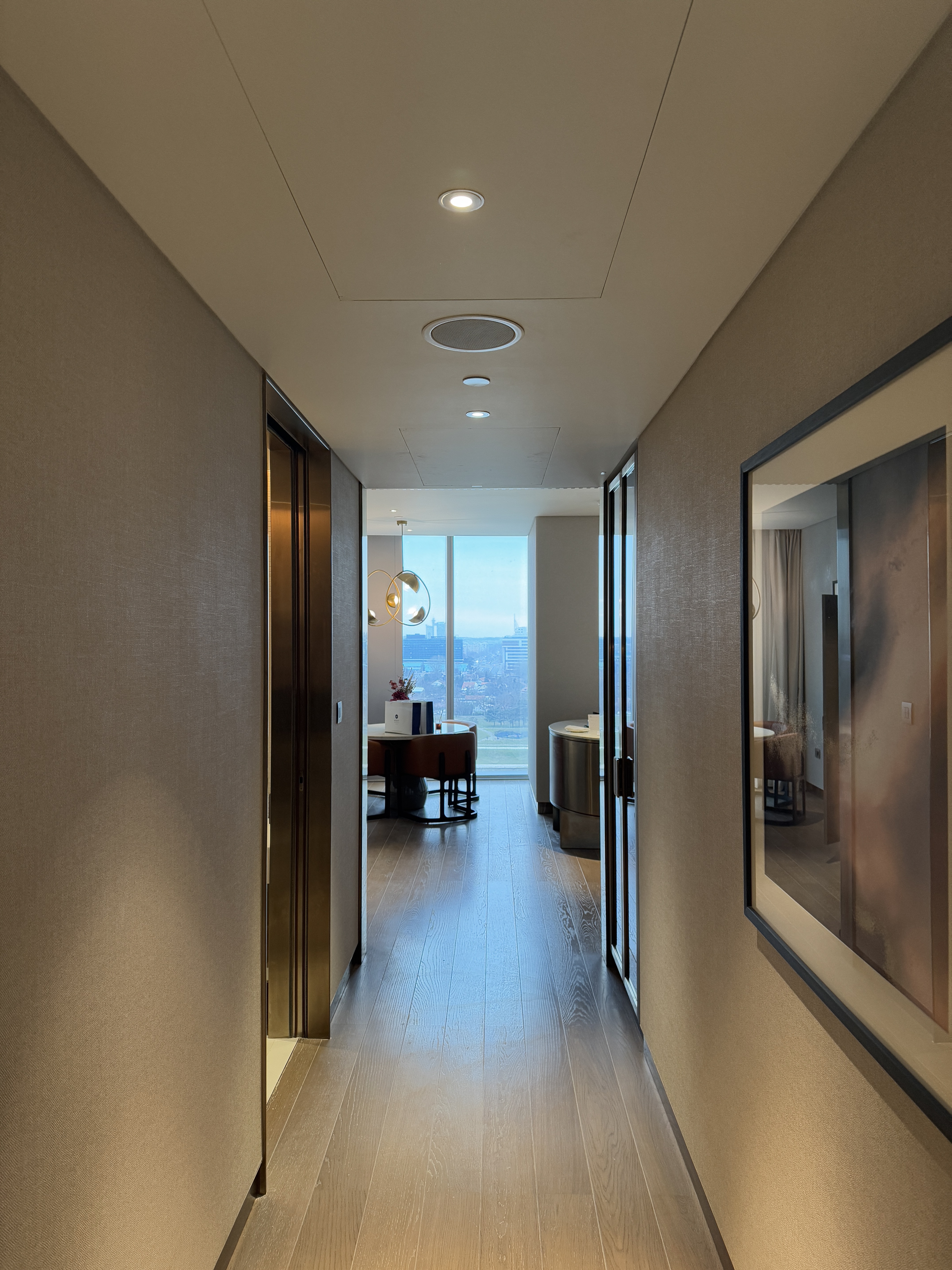 165 𼪾Ƶ/St.Regis belgrade