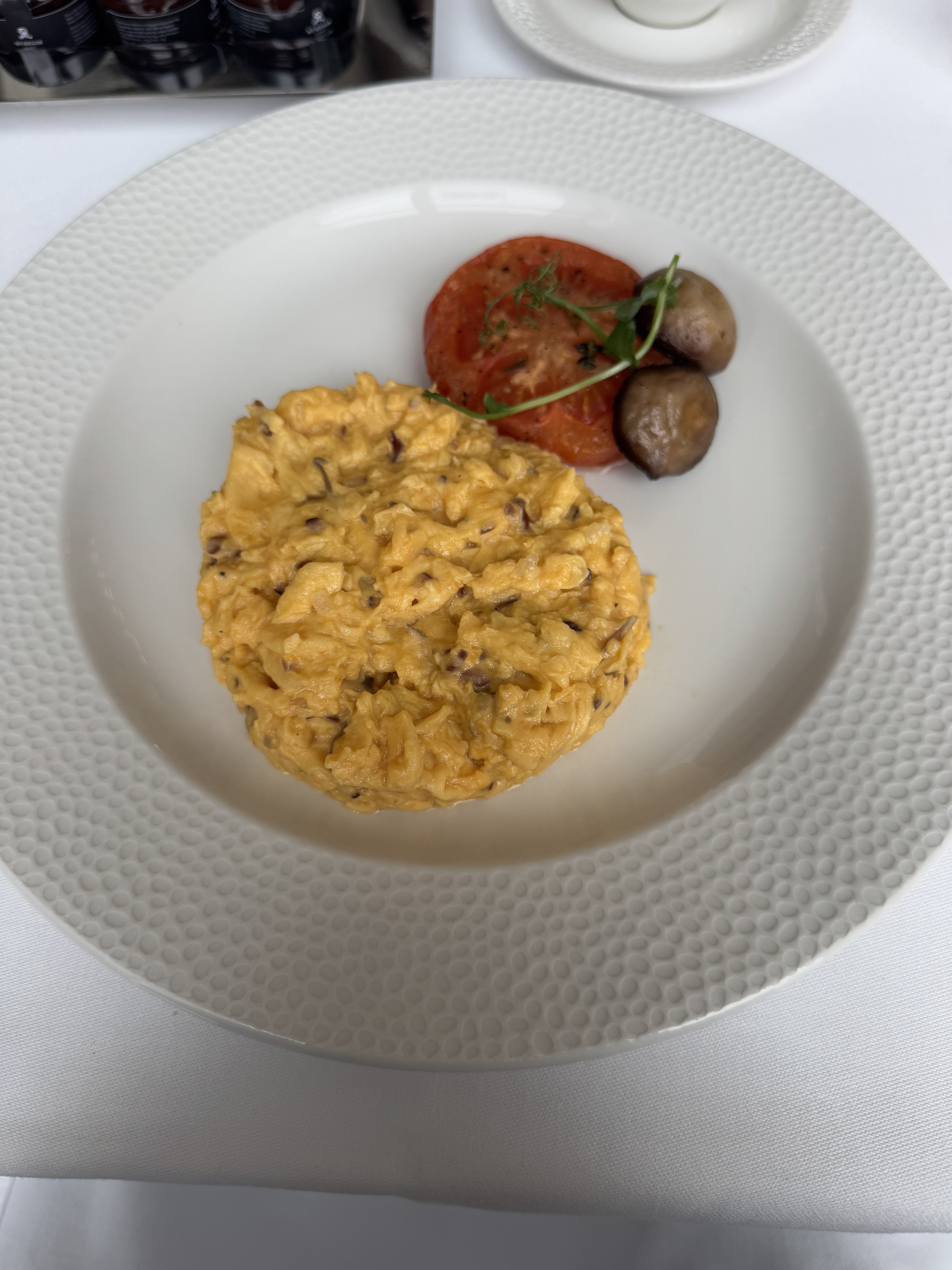 165 𼪾Ƶ/St.Regis belgrade
