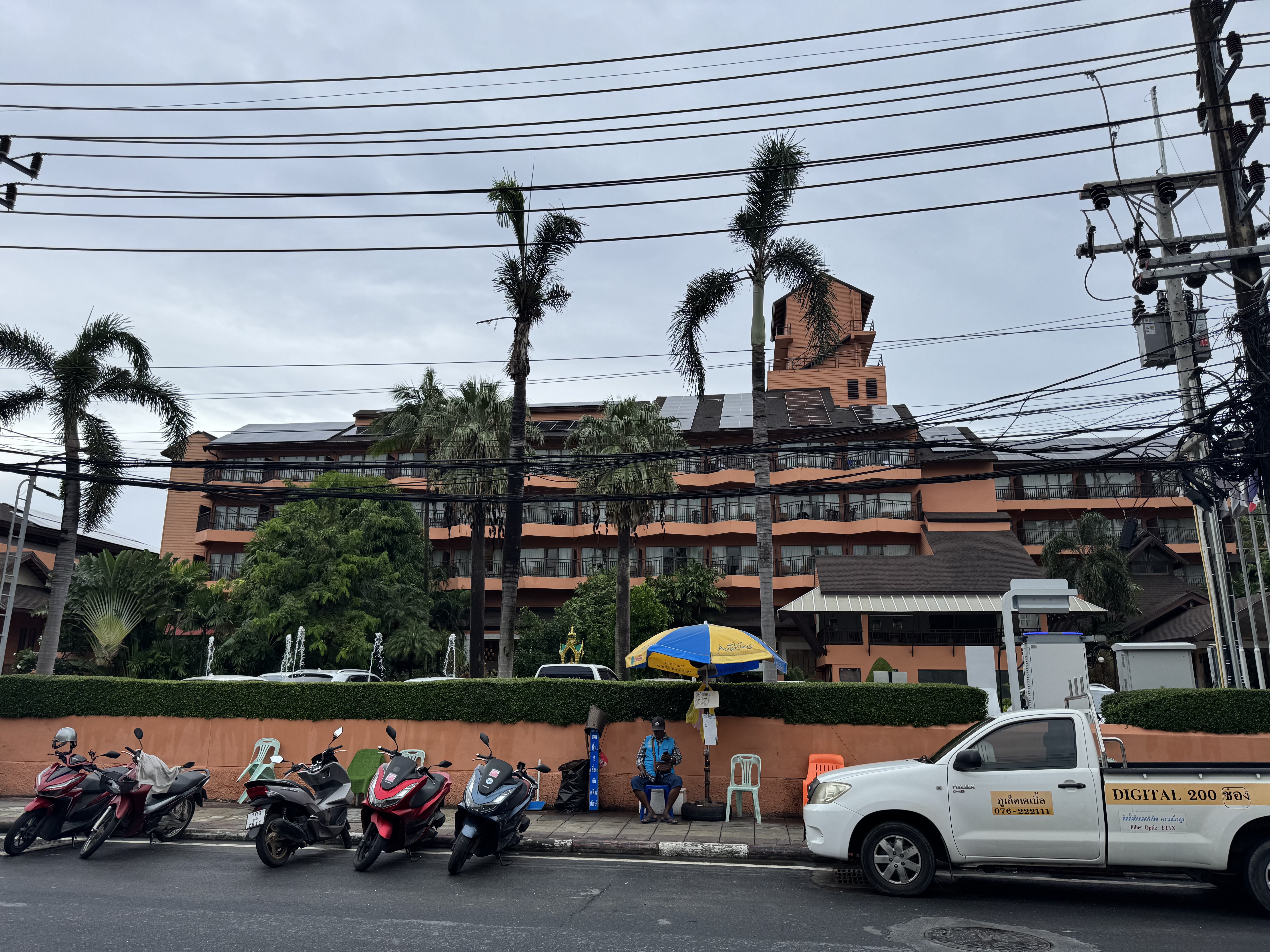 Courtyard Patong ռŶ̲  꼾