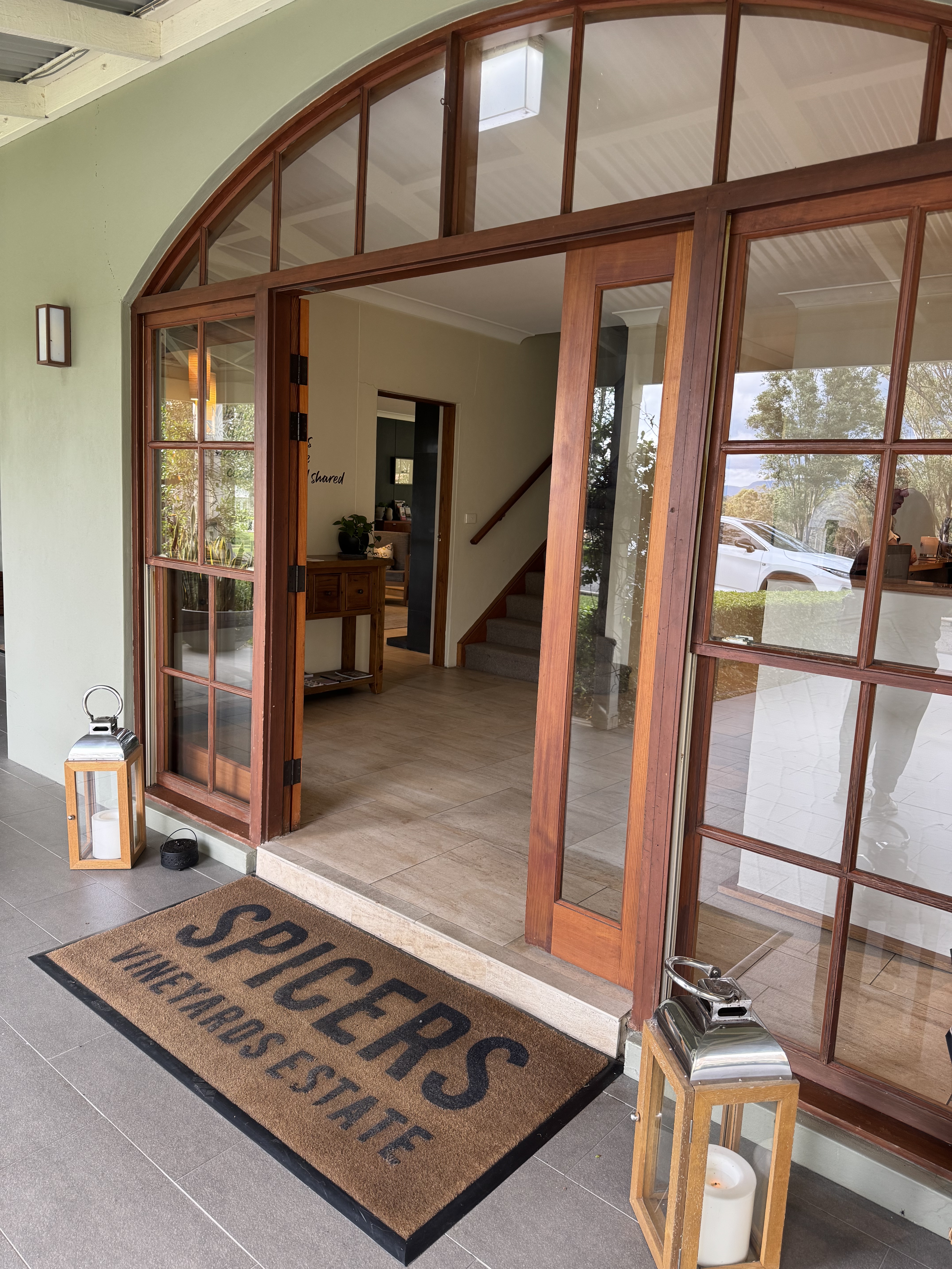 ʷ˹Ѳ嵯 - Spicers Vinyards Eatate - ˹ King Spa Terrence