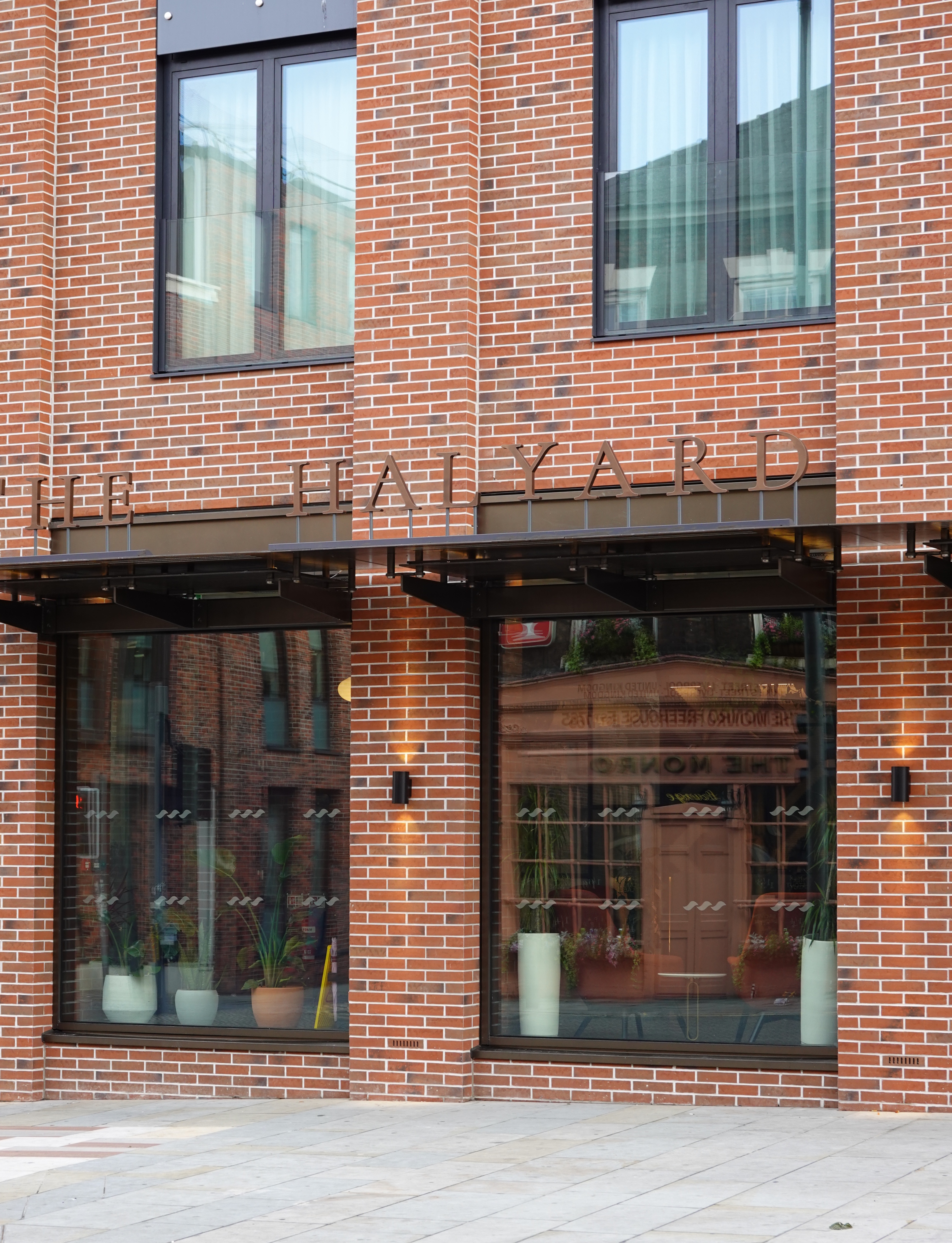 ׷ӵһƬĺɫѡThe Halyard Liverpool