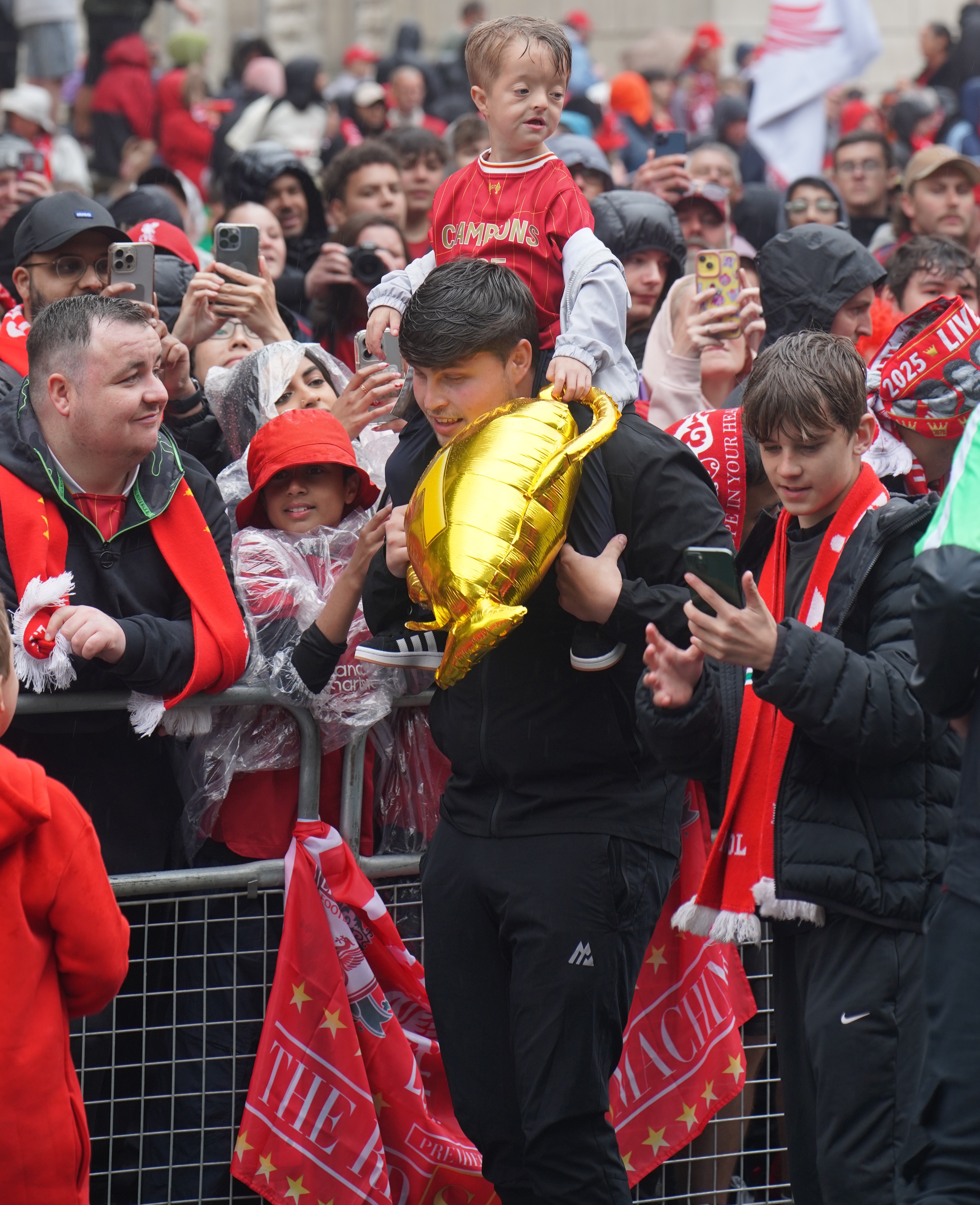 ׷ӵһƬĺɫѡThe Halyard Liverpool