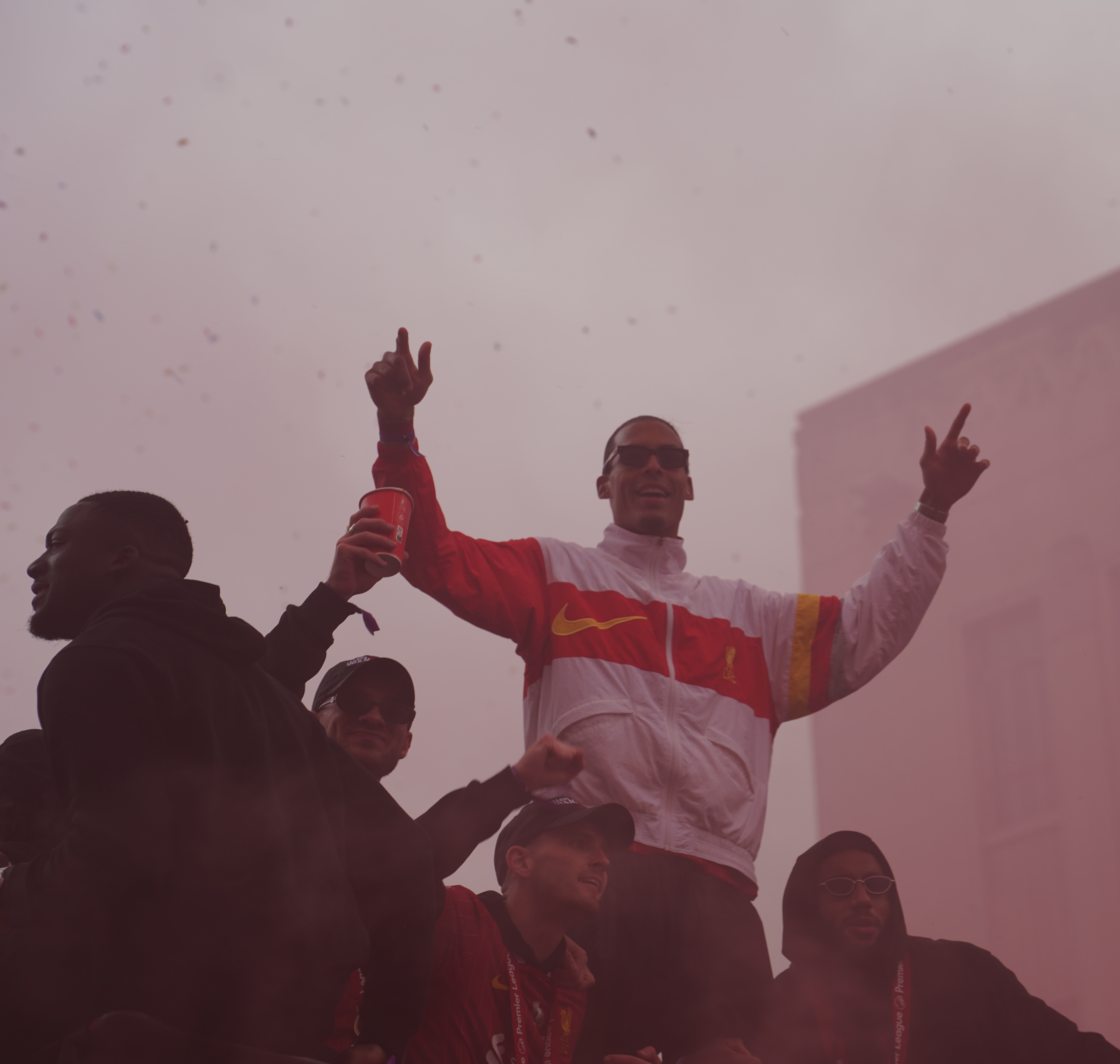 ׷ӵһƬĺɫѡThe Halyard Liverpool