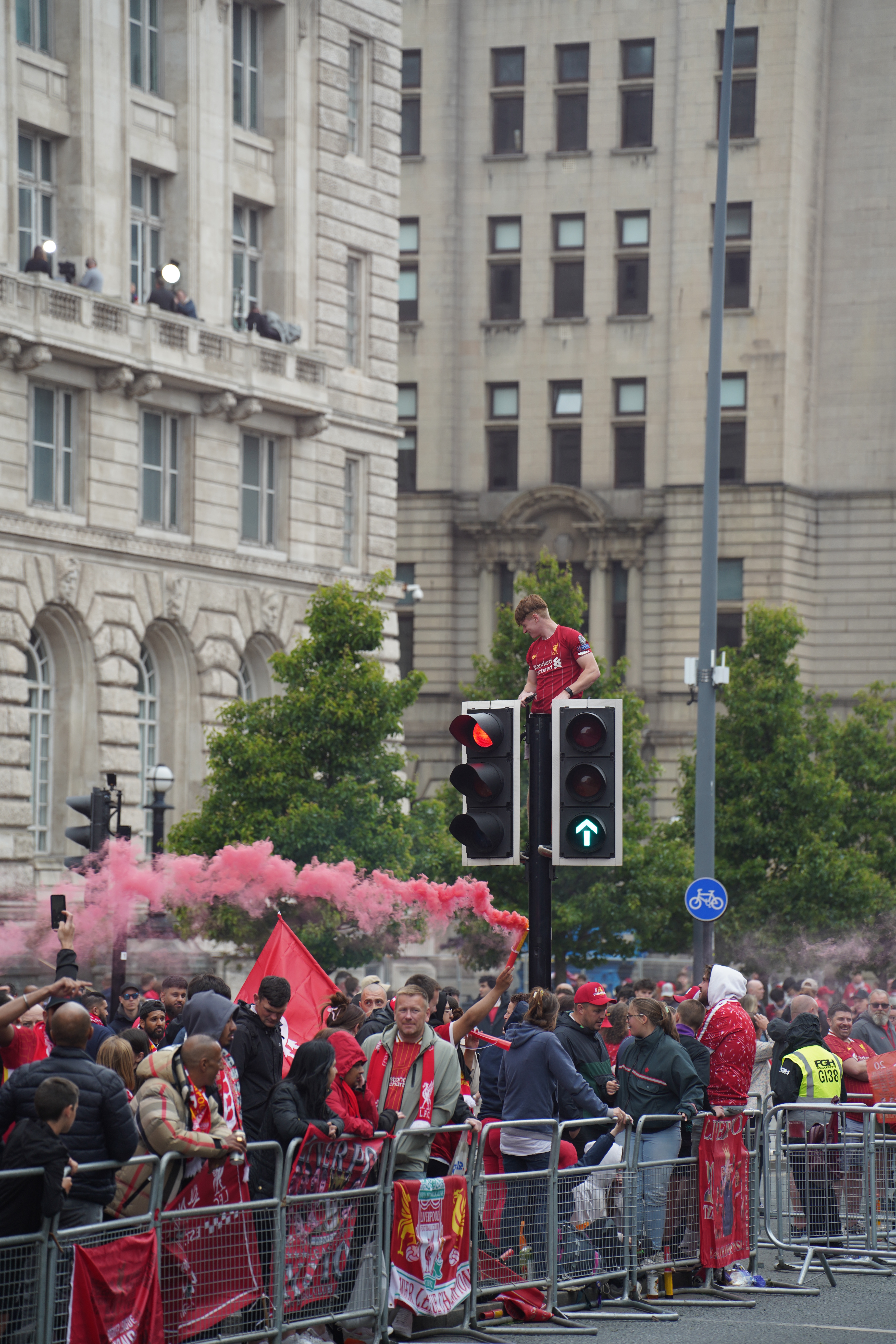 ׷ӵһƬĺɫѡThe Halyard Liverpool