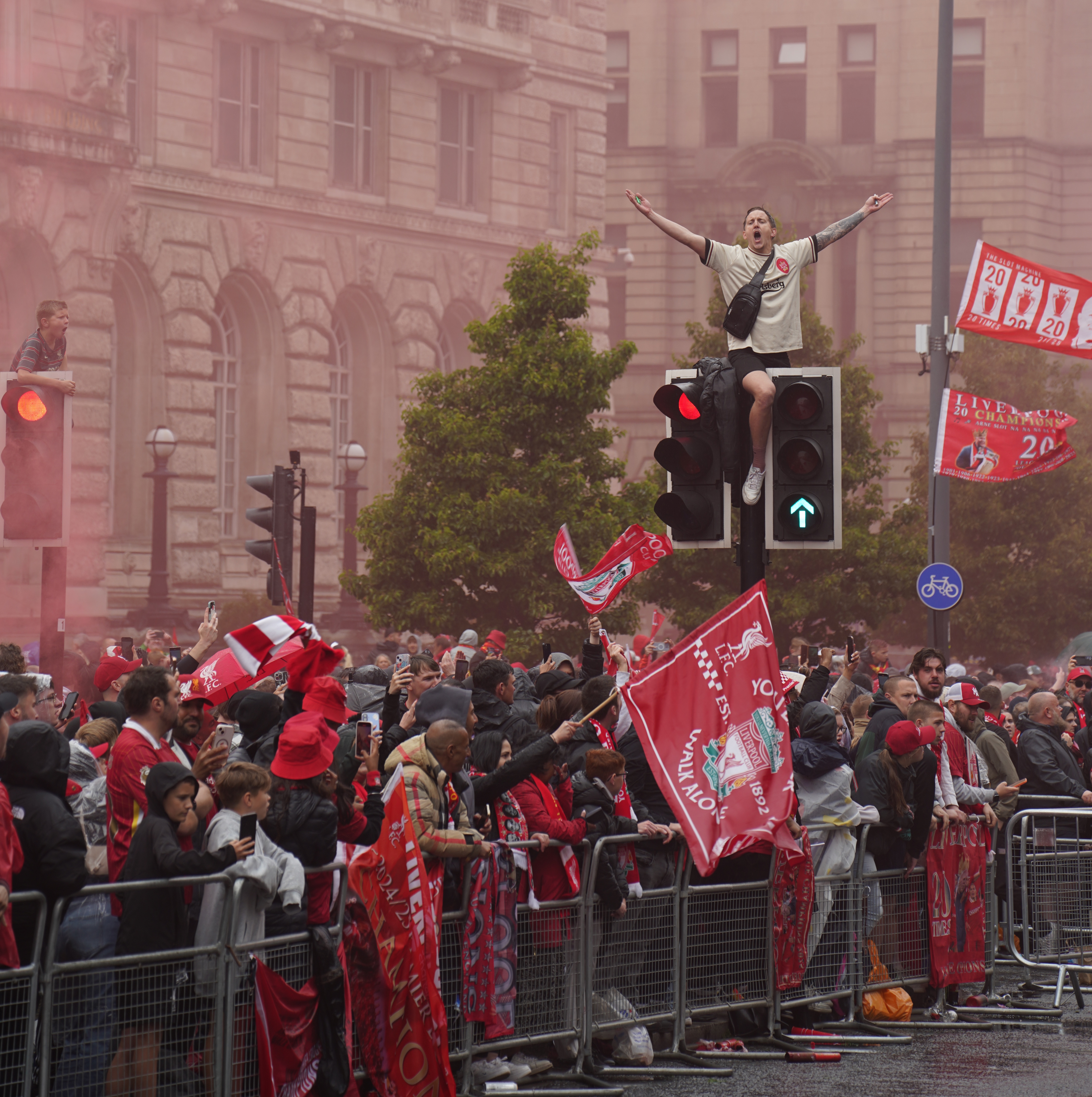 ׷ӵһƬĺɫѡThe Halyard Liverpool