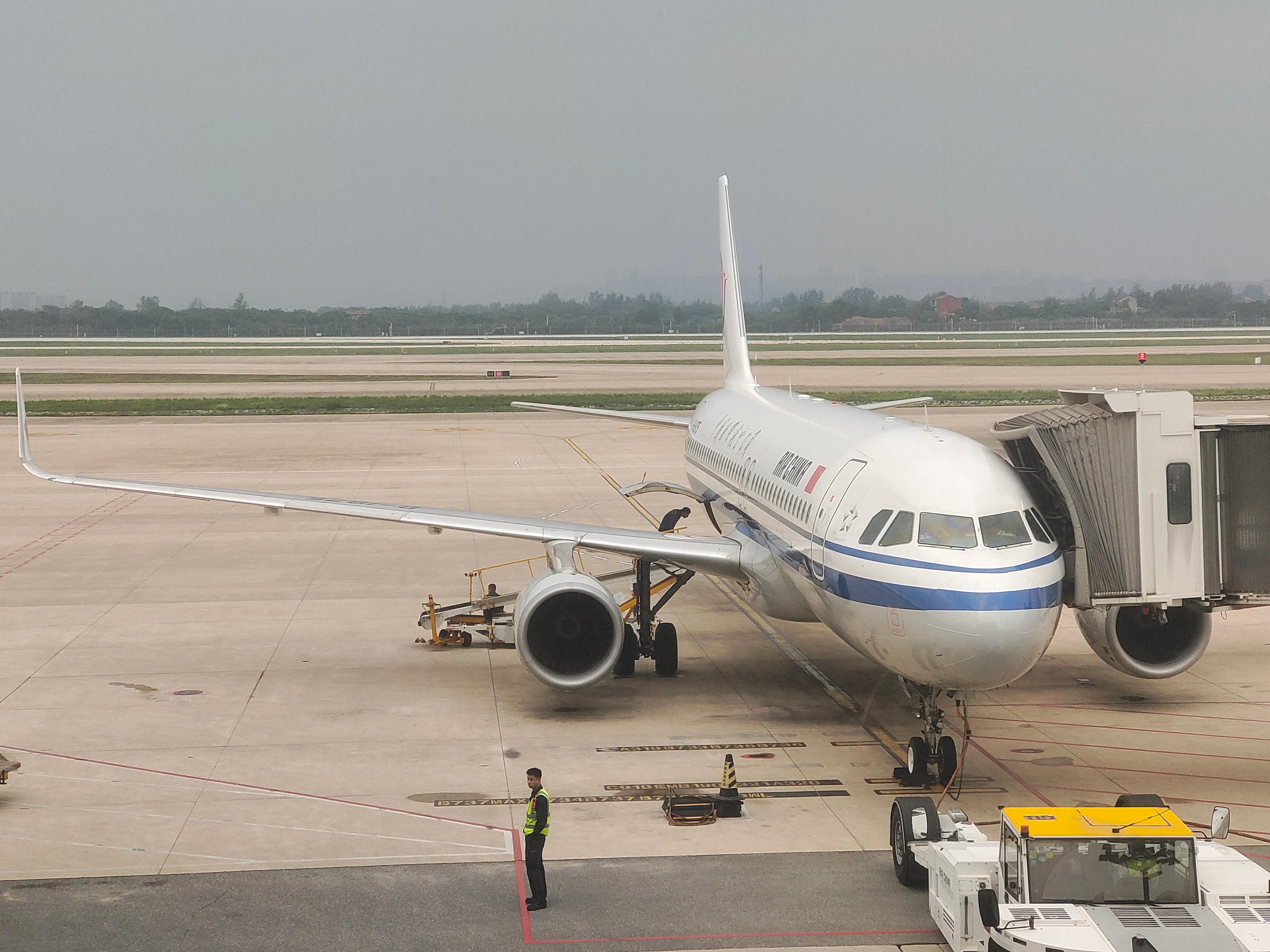 TTٴ뽮CCA8277人WUH-дLHW-KRLб