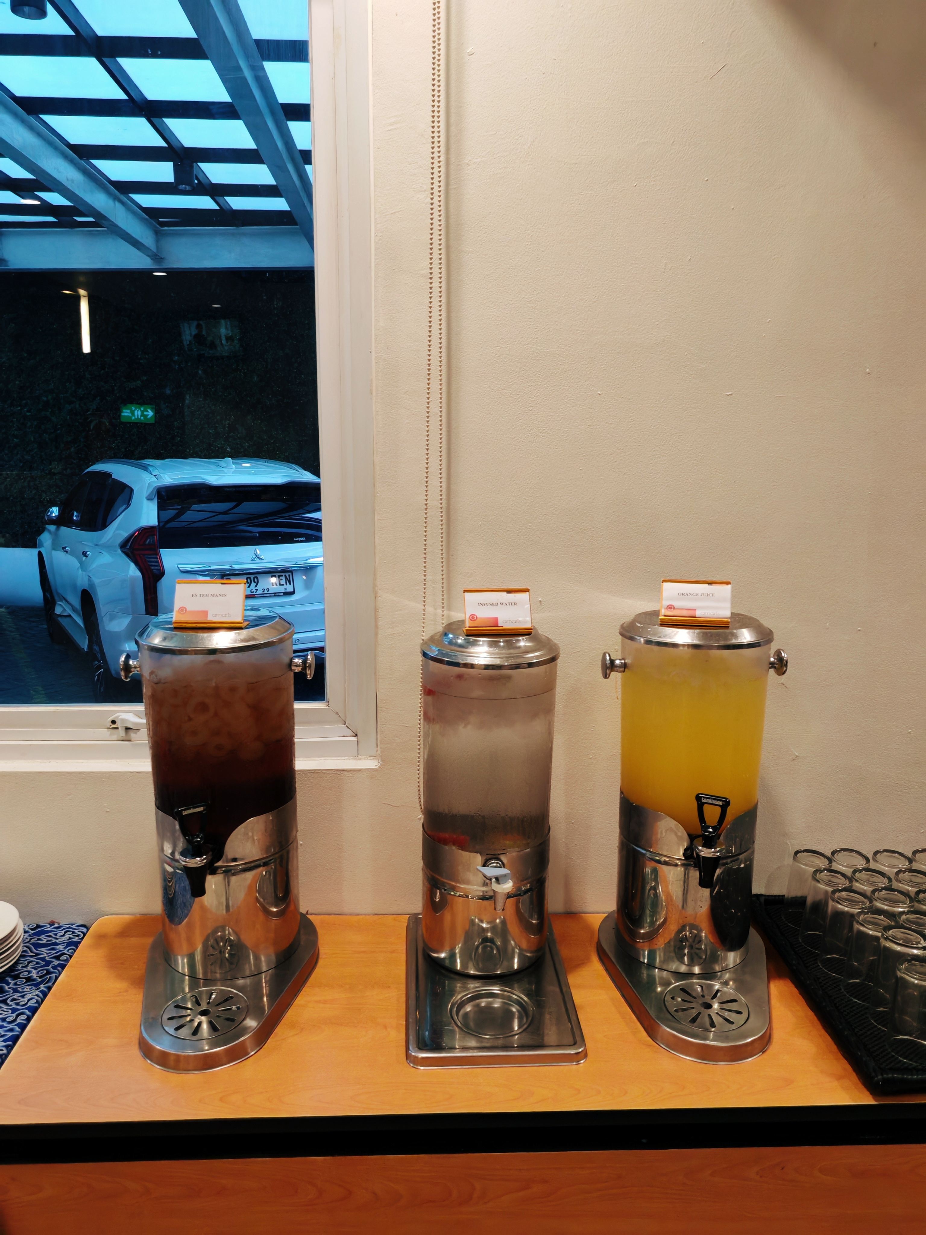 żӴҵ300rAmaris Hotel