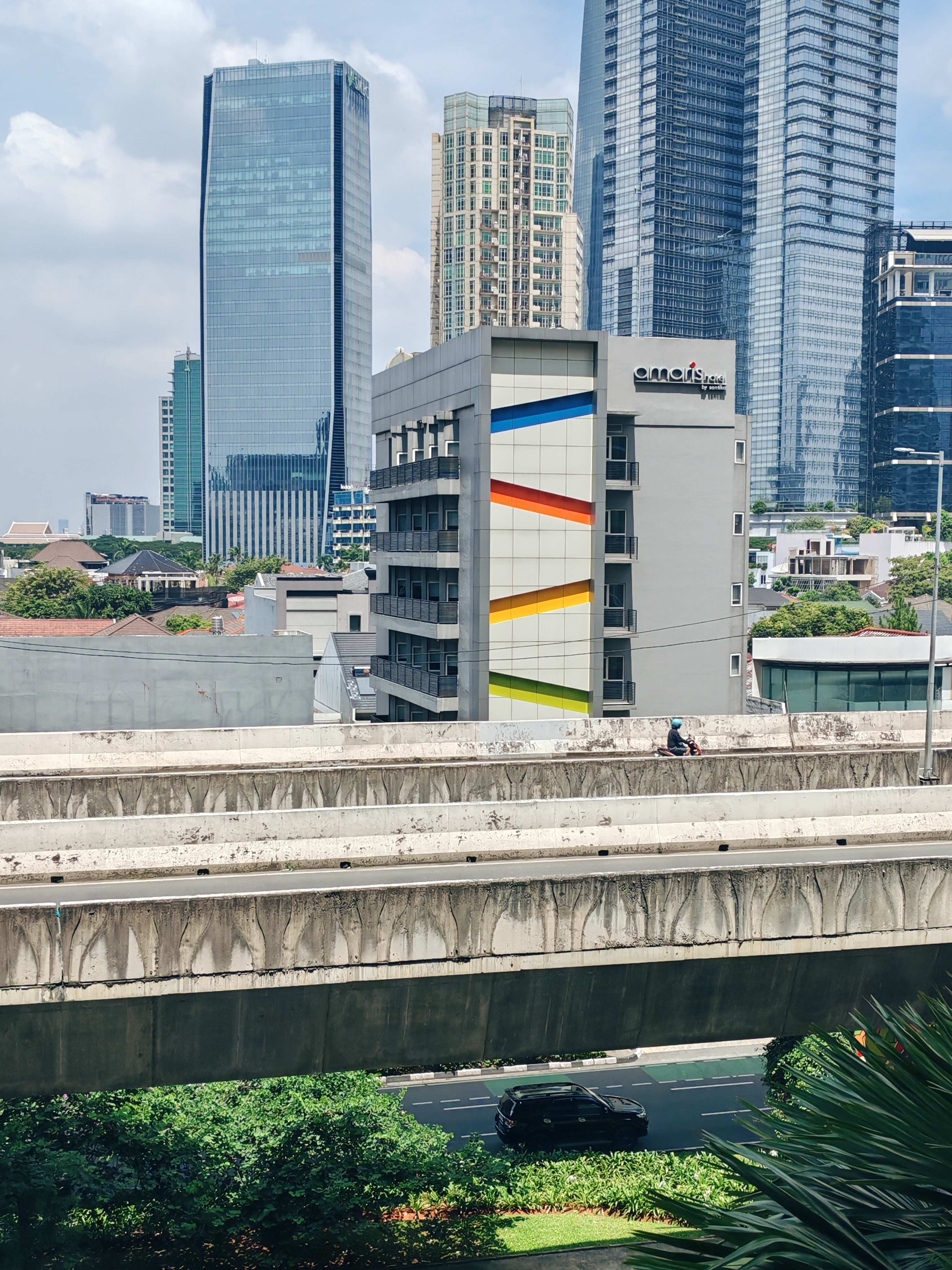 żӴҵ300rAmaris Hotel