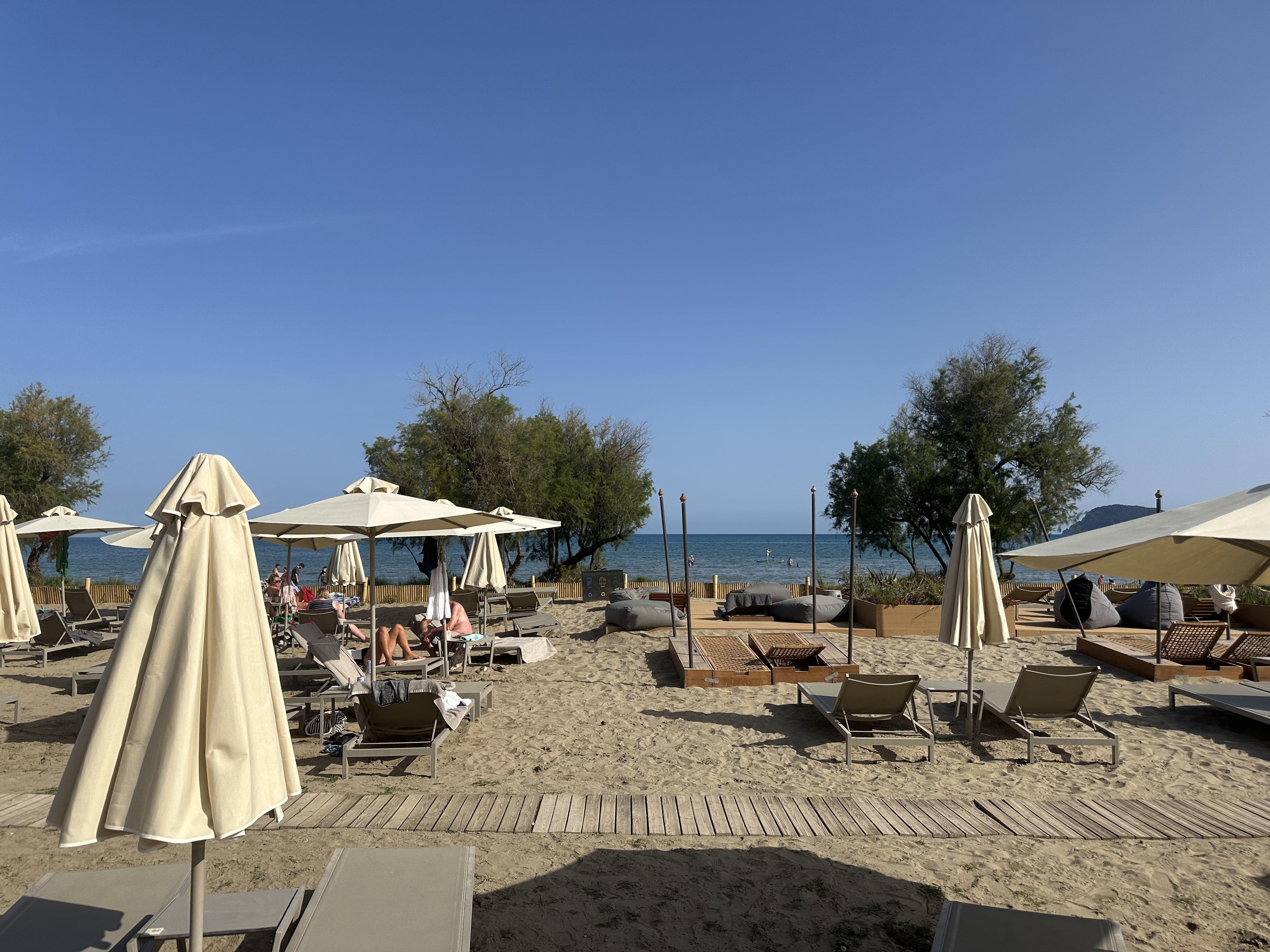 ˹ȫƵDomes Aulus Zante Ժ׷