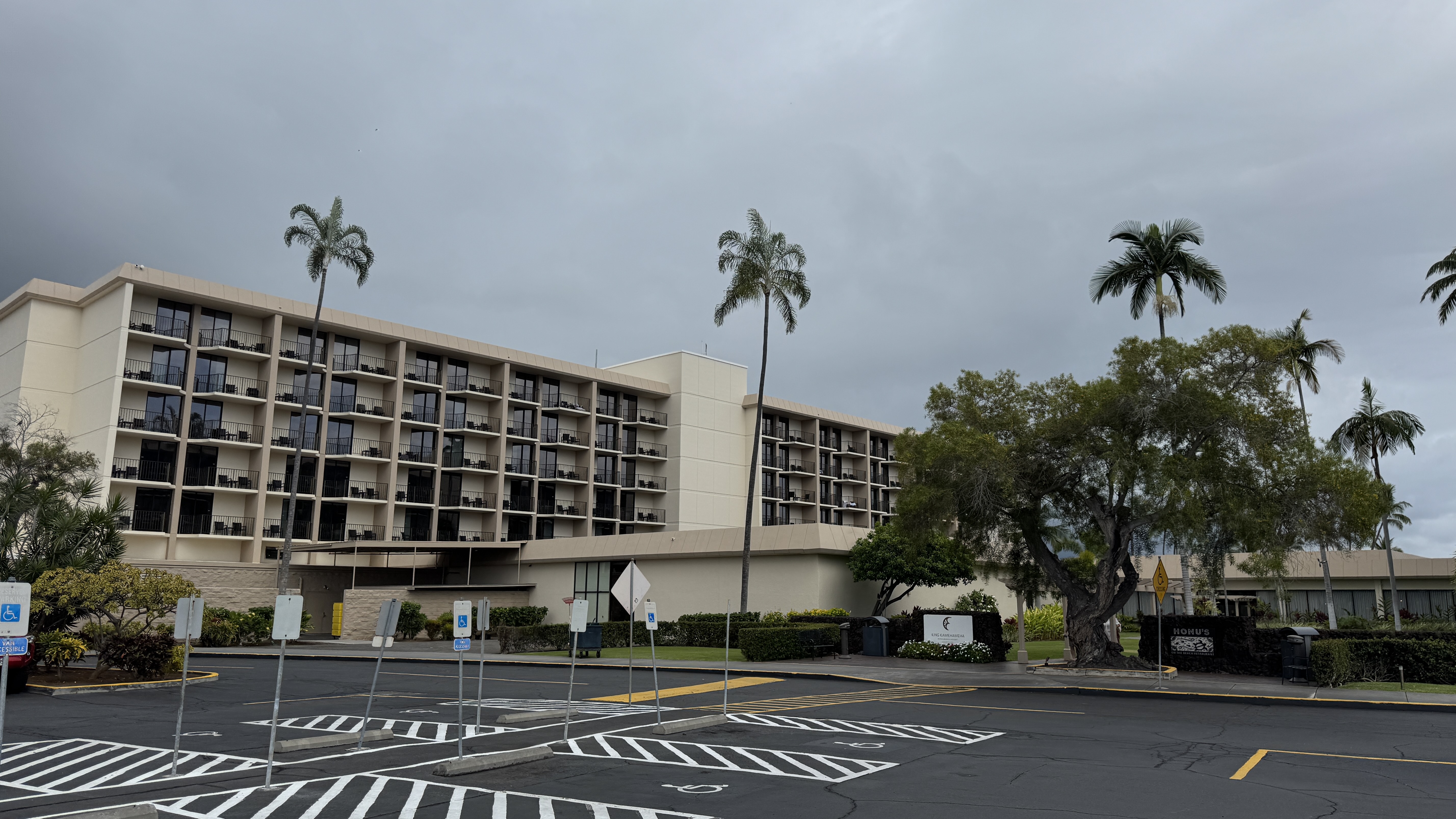 Courtyard King Kamehameha's Kona Beach Hotel