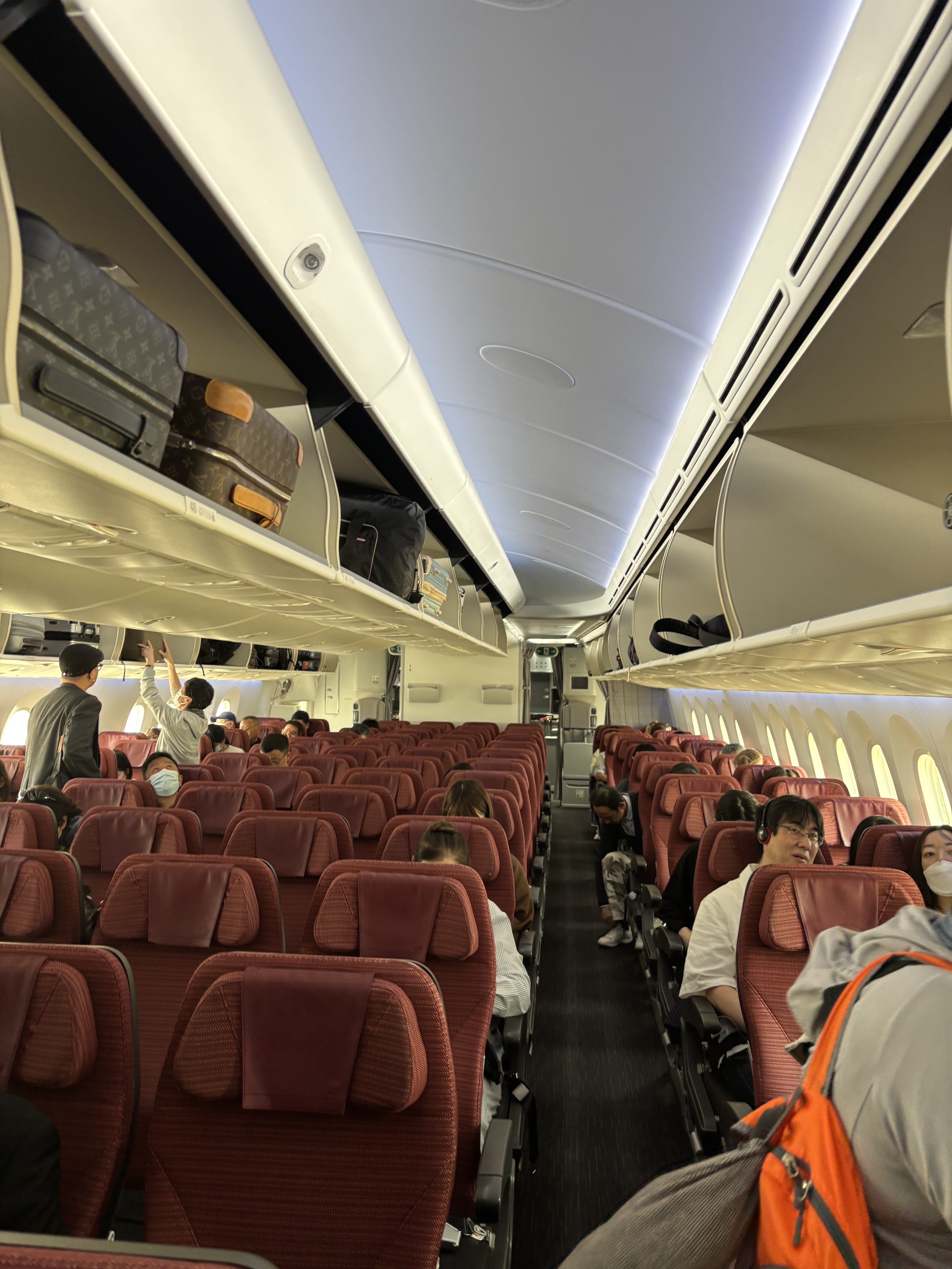 JALA350-1000 òգPVG - HND - JFK б