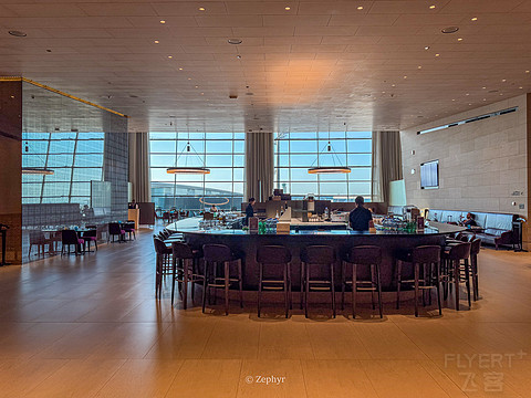 休息室请向卡航看齐|多哈Al Safwa First & Al Mourjan Business 头等及商务 Lounges 休息室请向卡航看齐|多哈Al Safwa First & Al Mourjan Business 头等及商务 Lounges