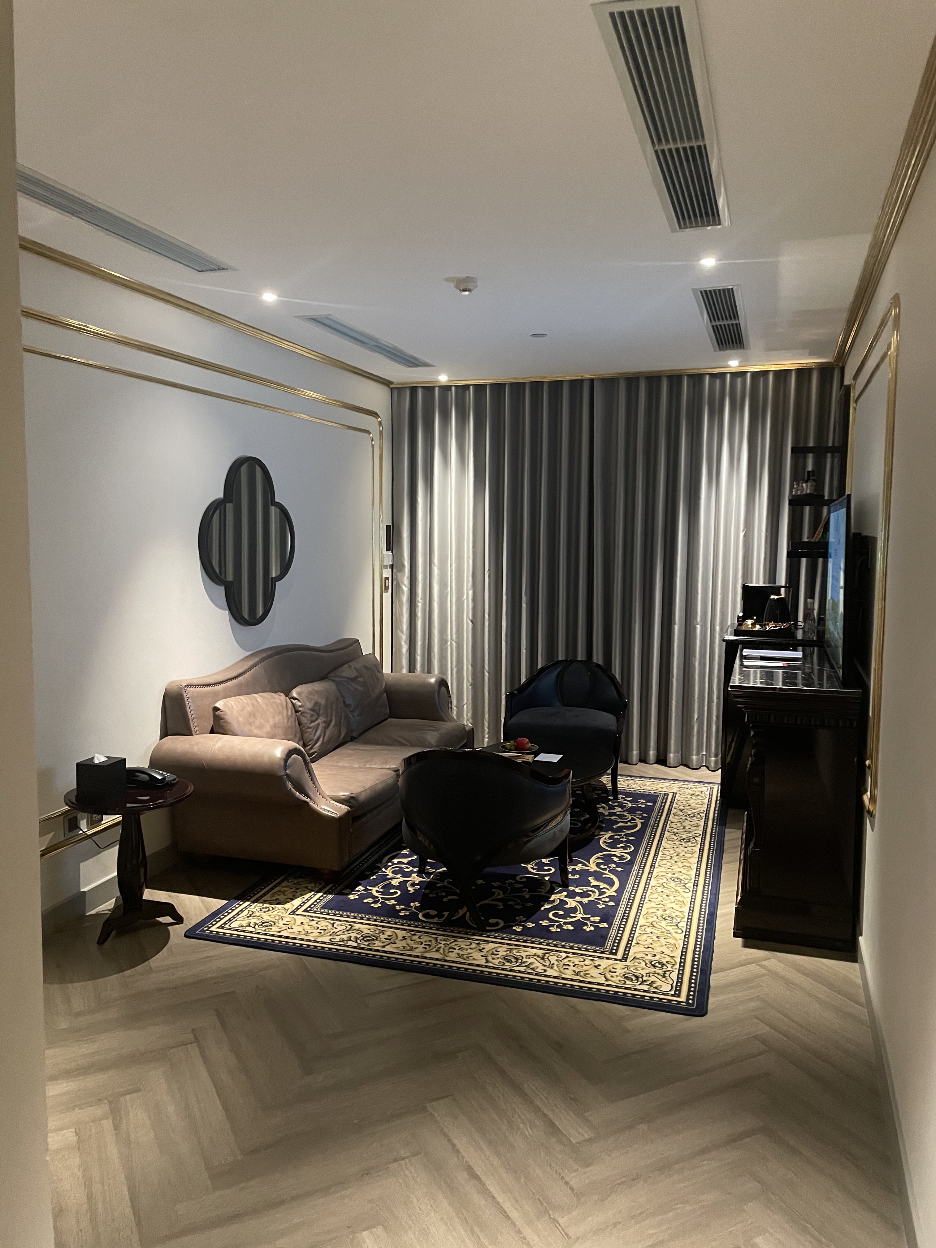 ڽµķƵDolce by Wyndham Hanoi Golden Lakeɫ׷