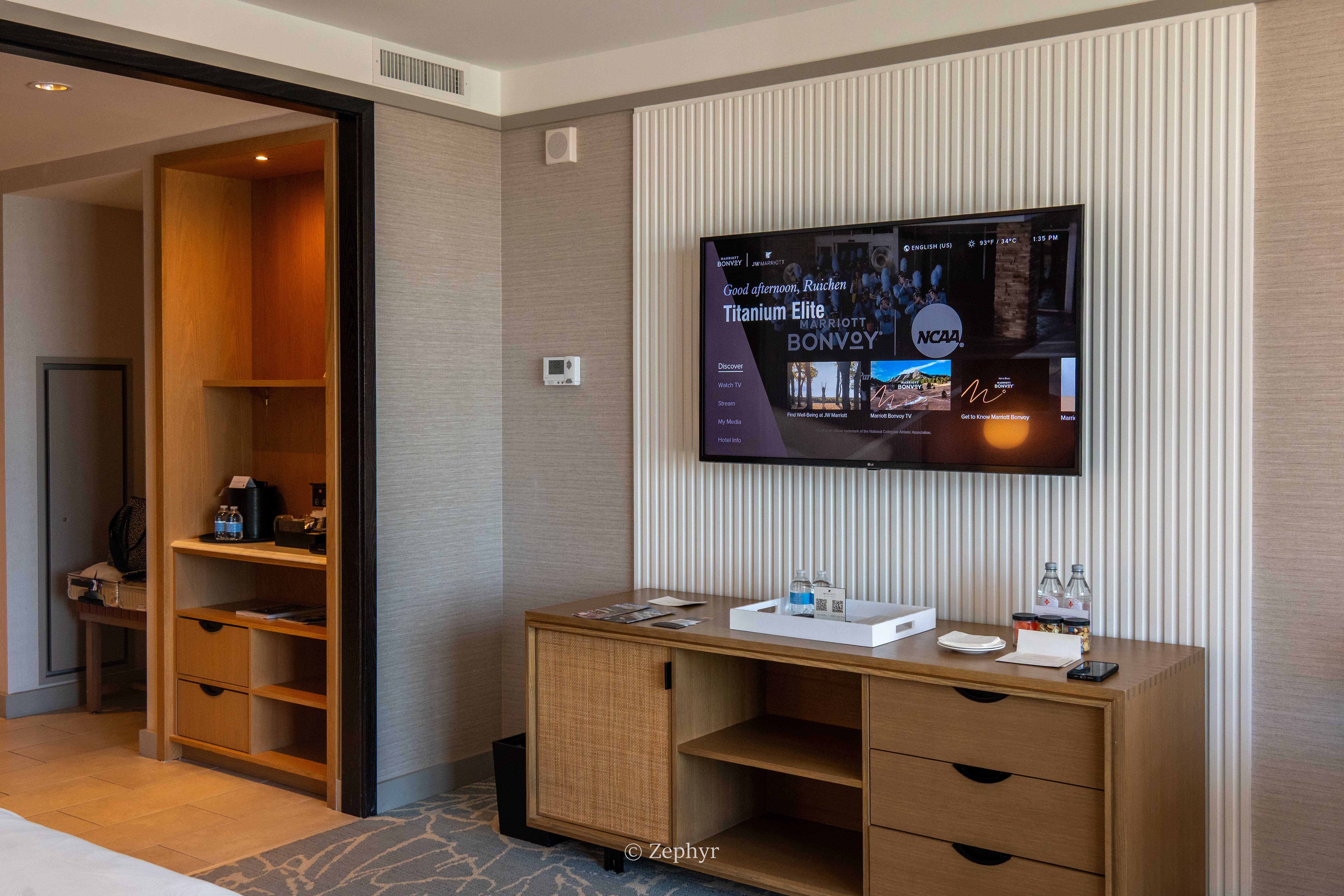 µ꣬жȼ٣׷̹ˮJWƵ JW Marriott Tampa Water Street